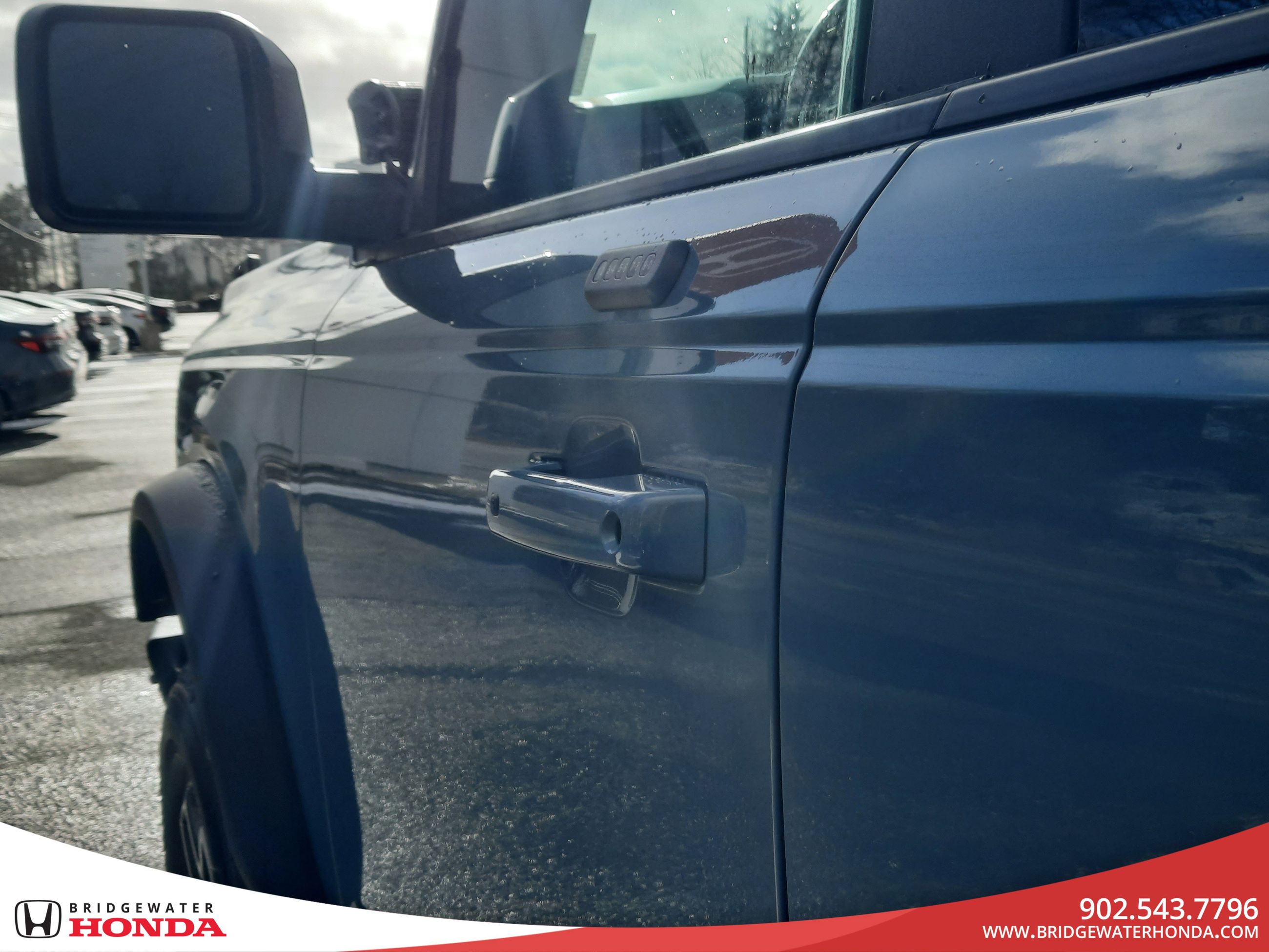 Ford Bronco Outer Banks 2021-9