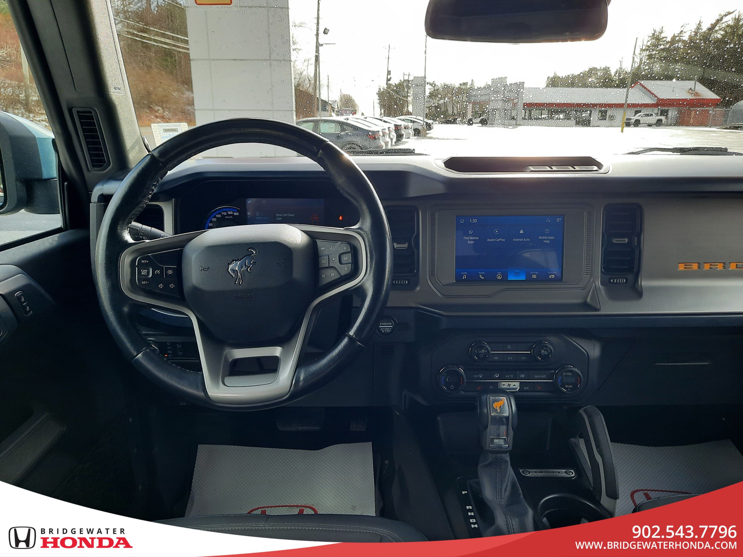 Ford Bronco Outer Banks 2021-29