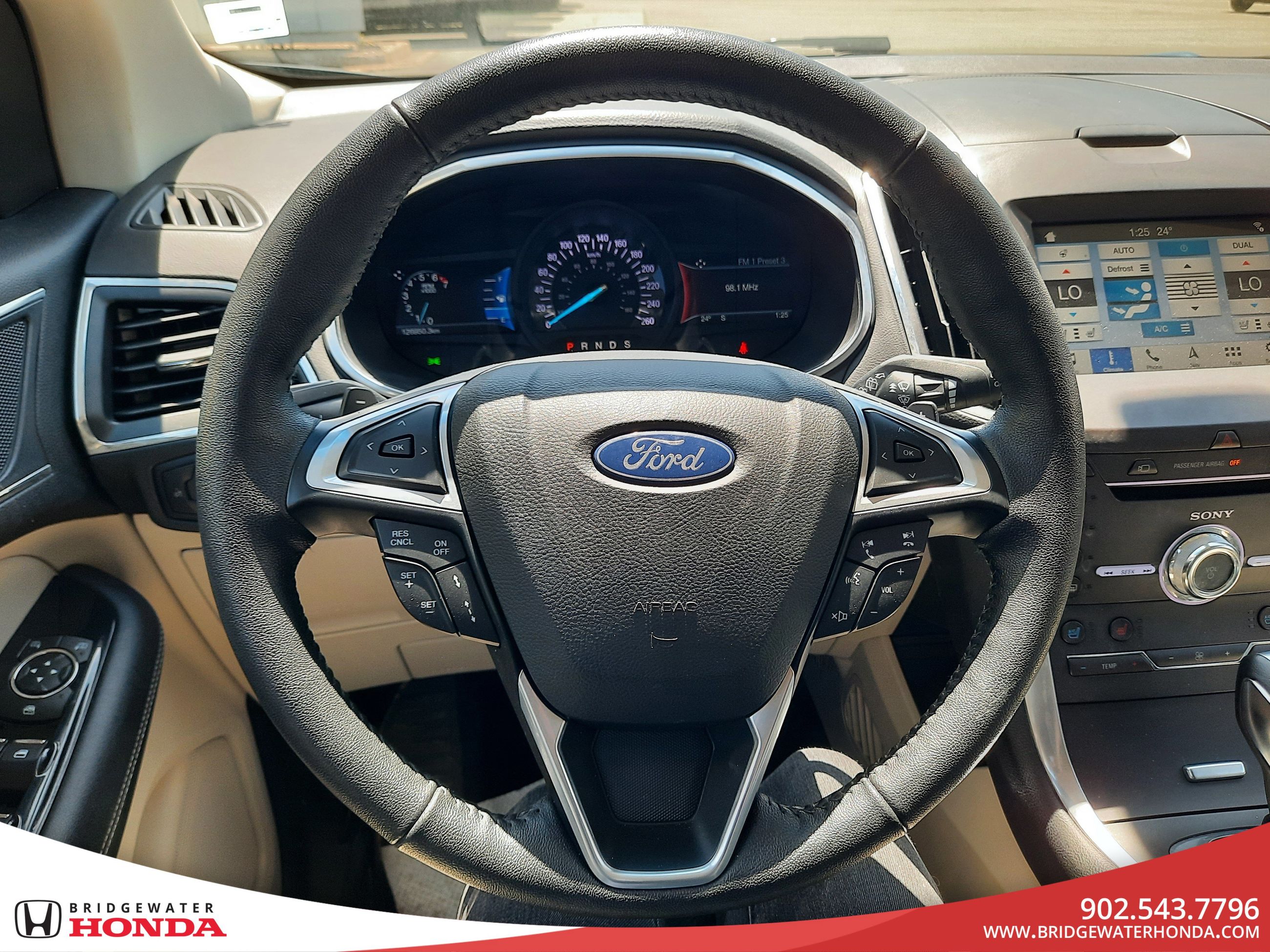 2018 Ford Edge Titanium-13
