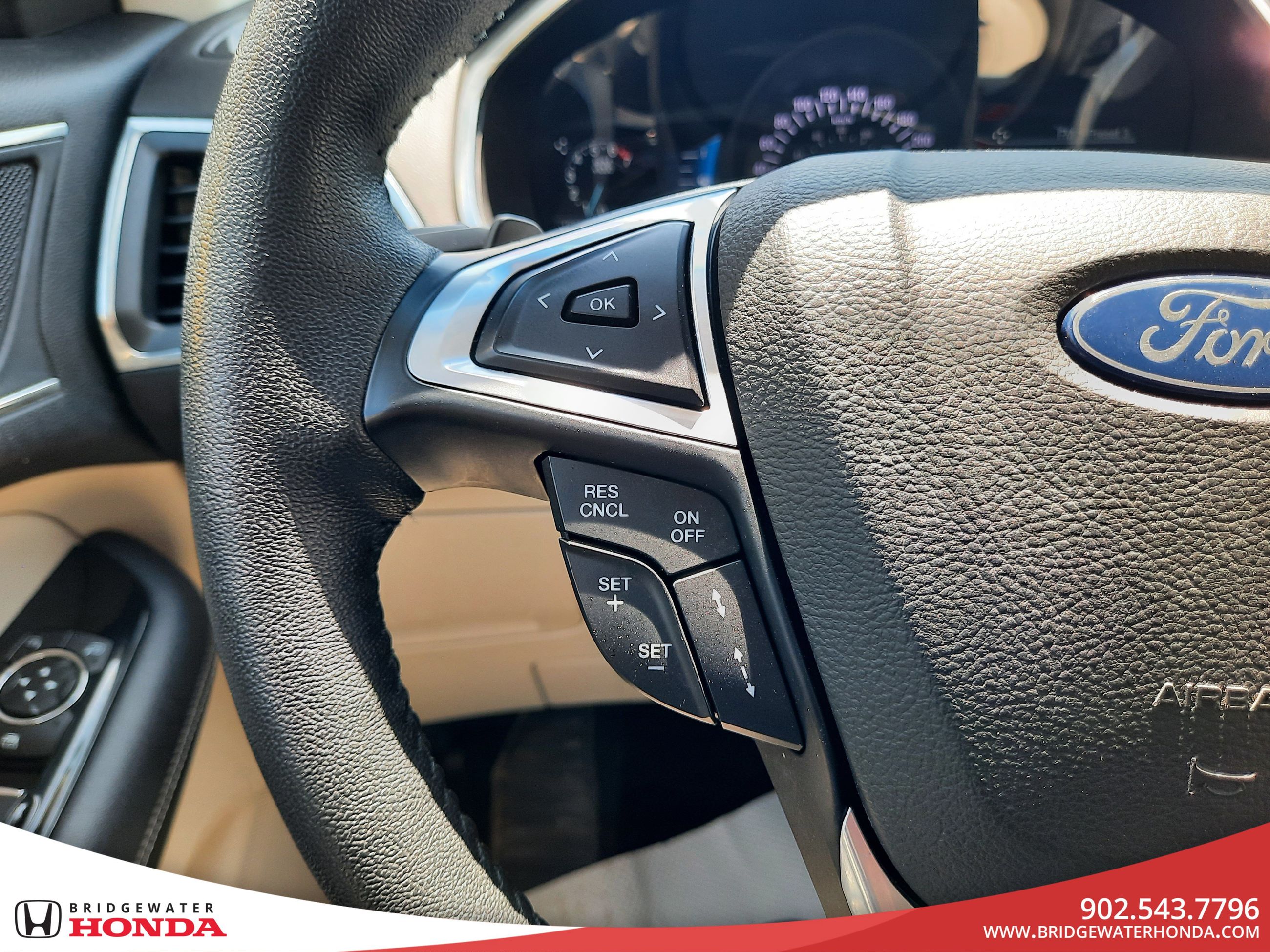 2018 Ford Edge Titanium-11