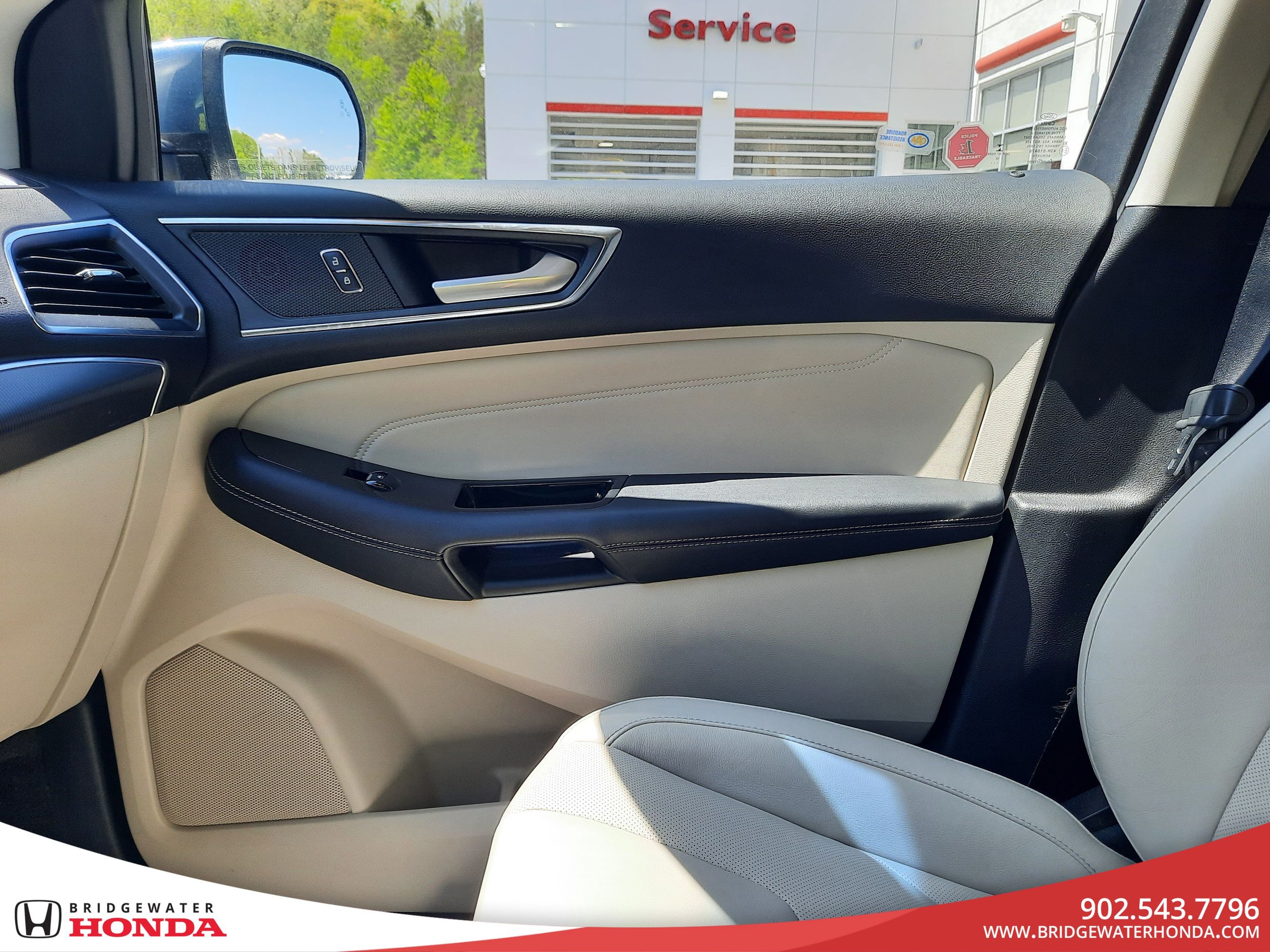 2018 Ford Edge Titanium-21