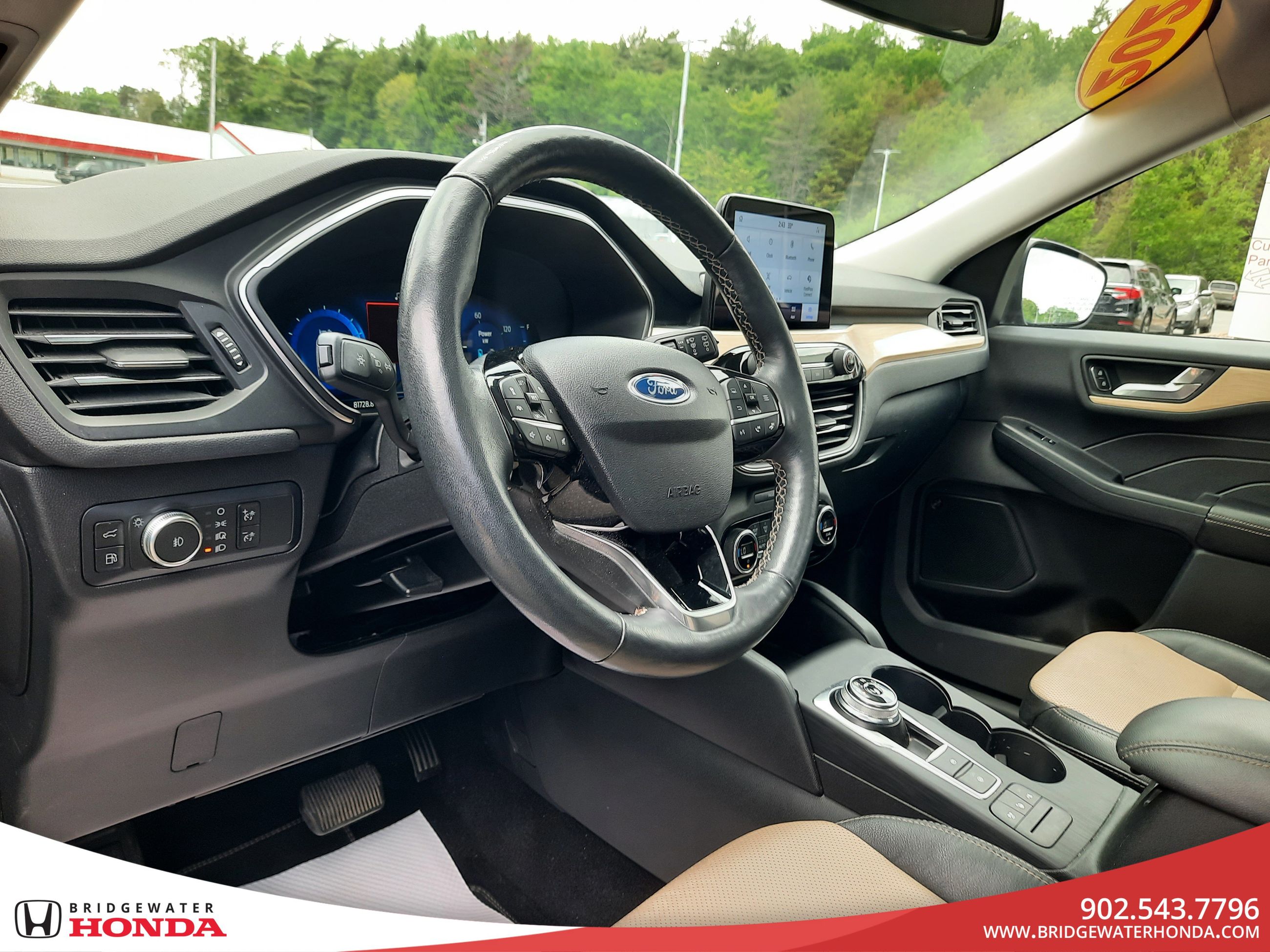 2021 Ford Escape Titanium Hybrid-1