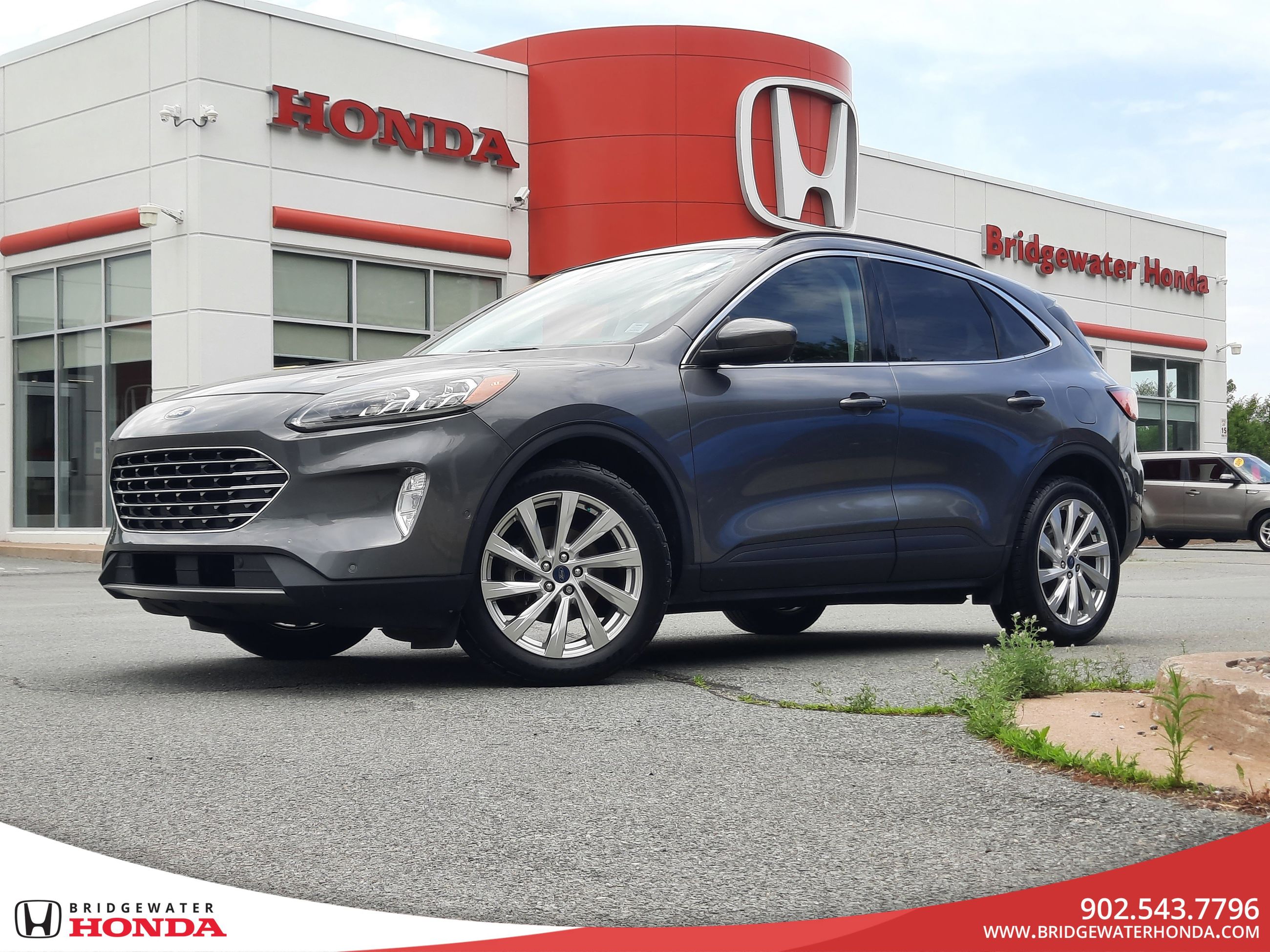 2021 Ford Escape Titanium Hybrid-0
