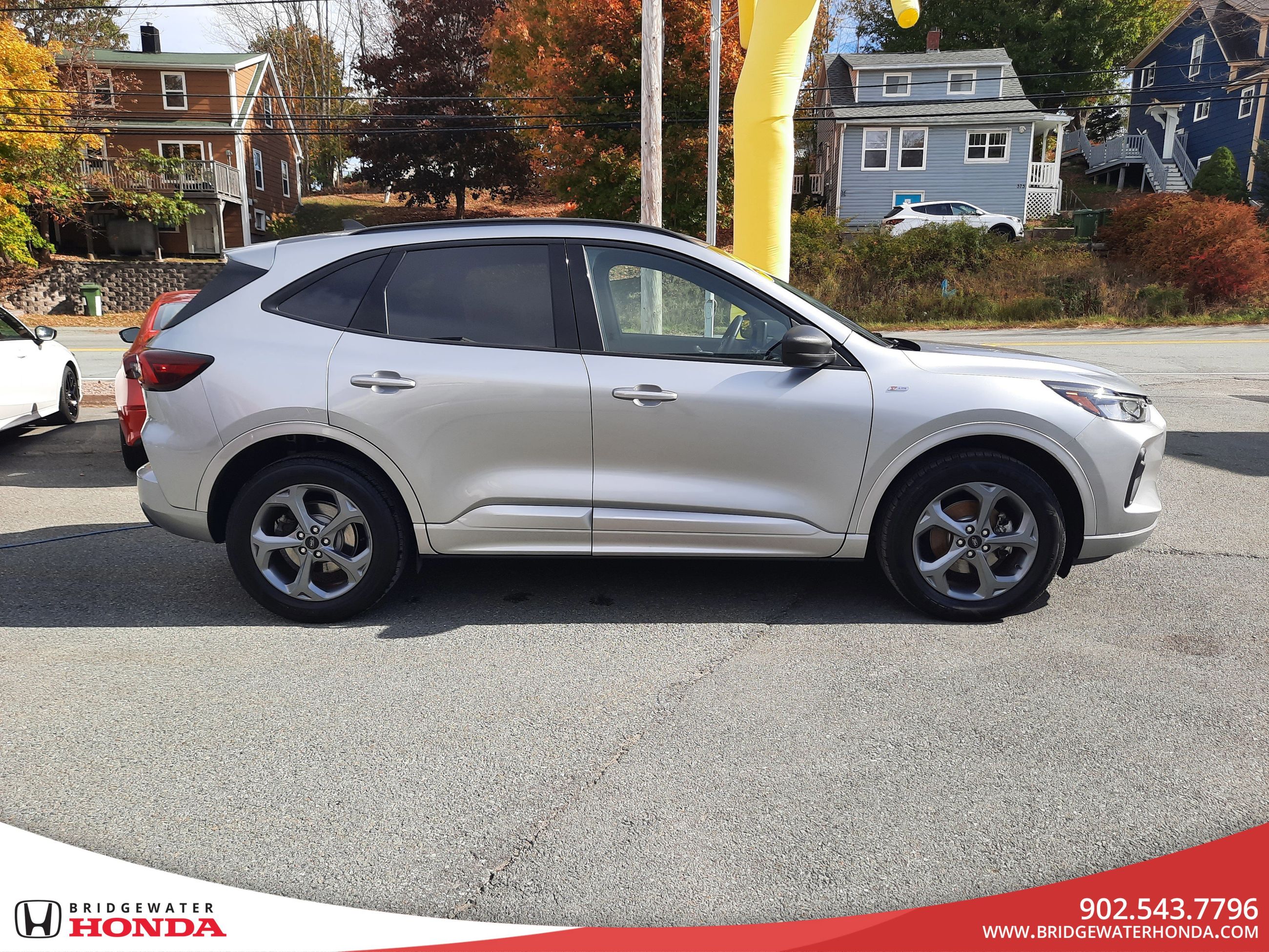 2023 Ford Escape ST-Line-4