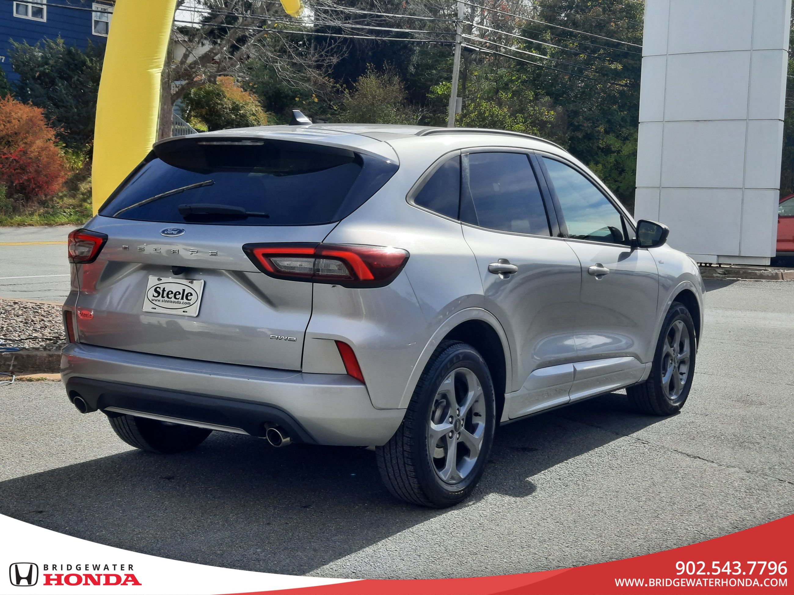 2023 Ford Escape ST-Line-5