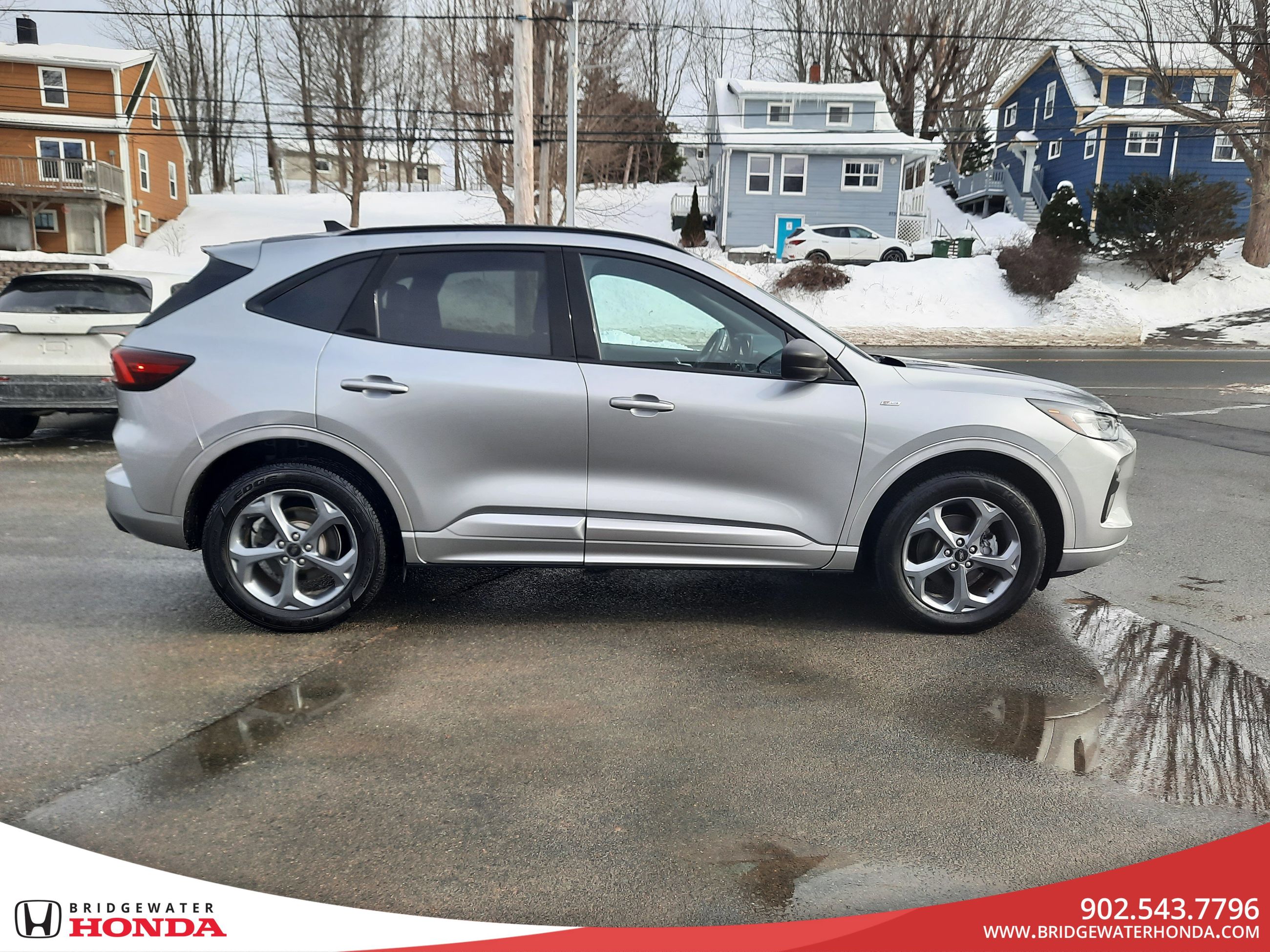 Ford Escape ST-Line 2023-4