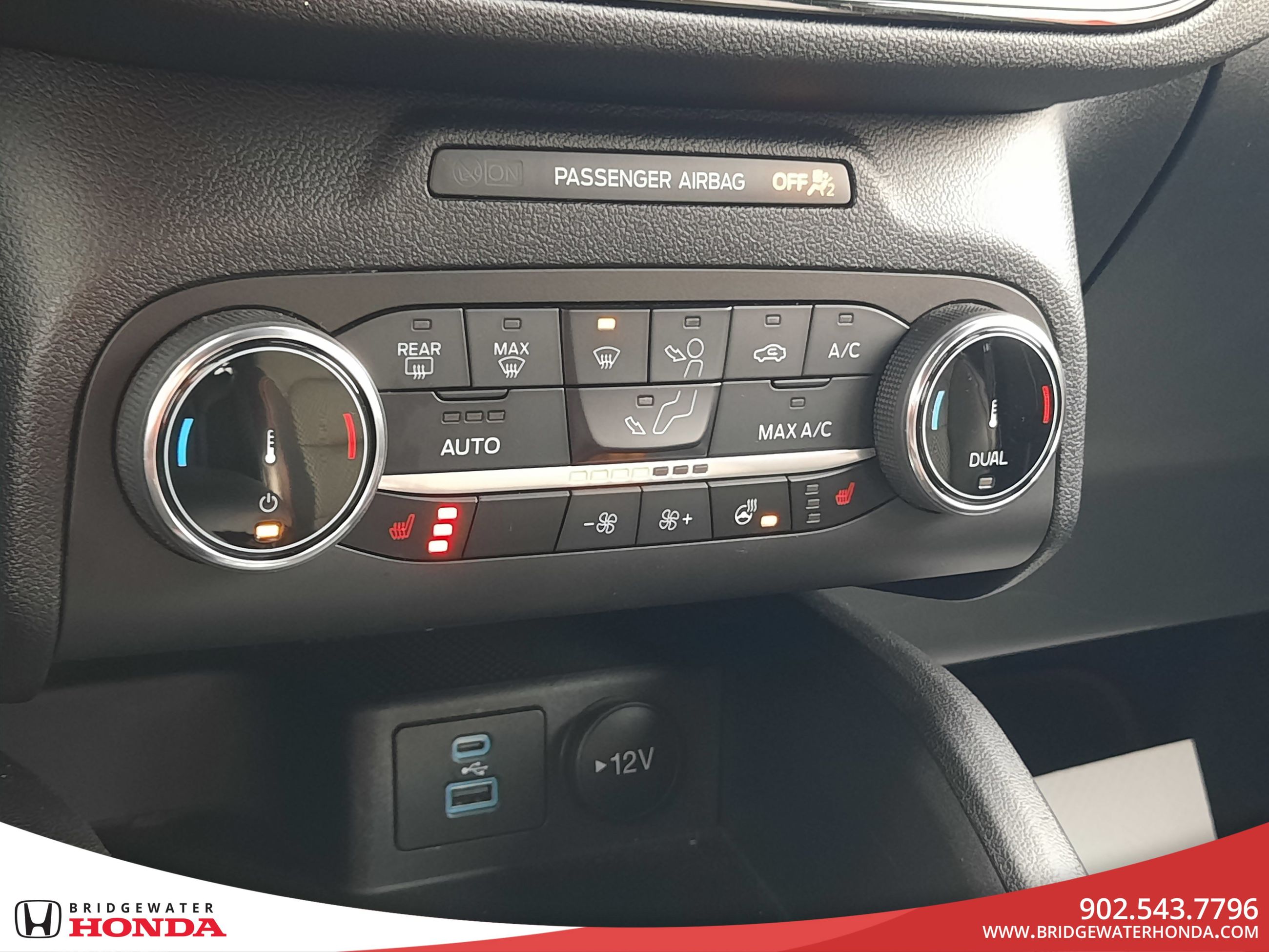 Ford Escape ST-Line 2023-16