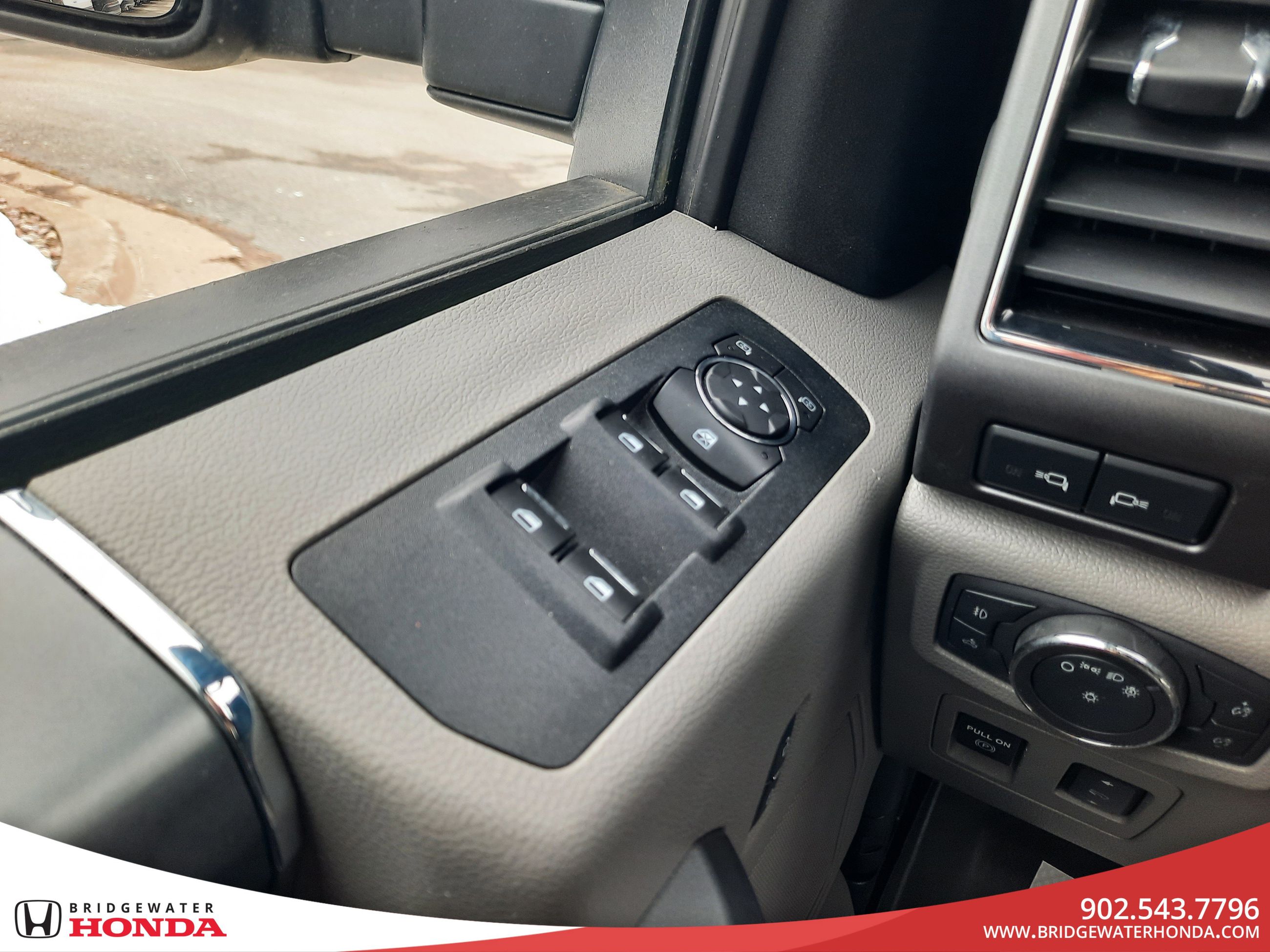 2018 Ford F-150 XLT-9