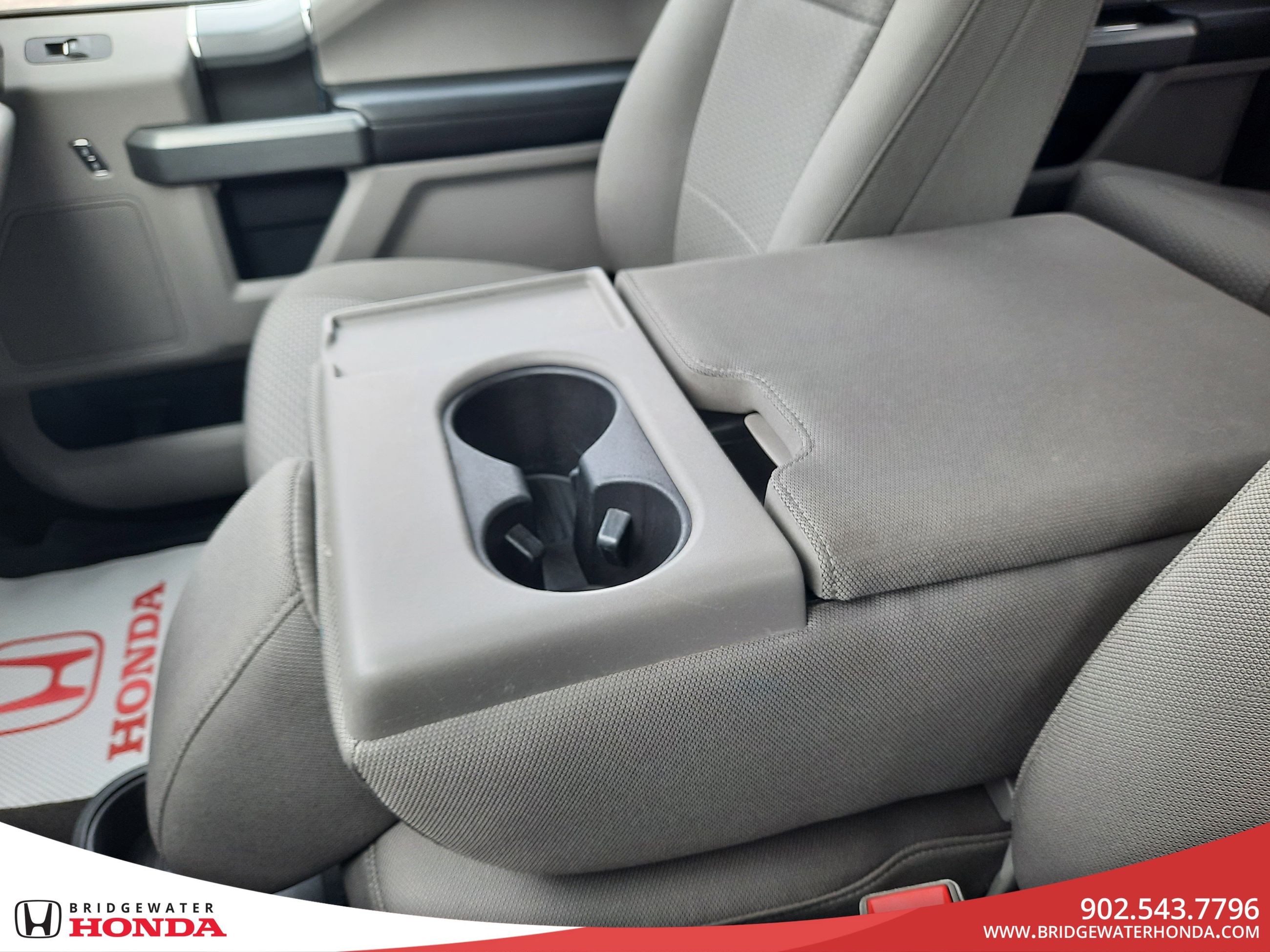 2018 Ford F-150 XLT-18