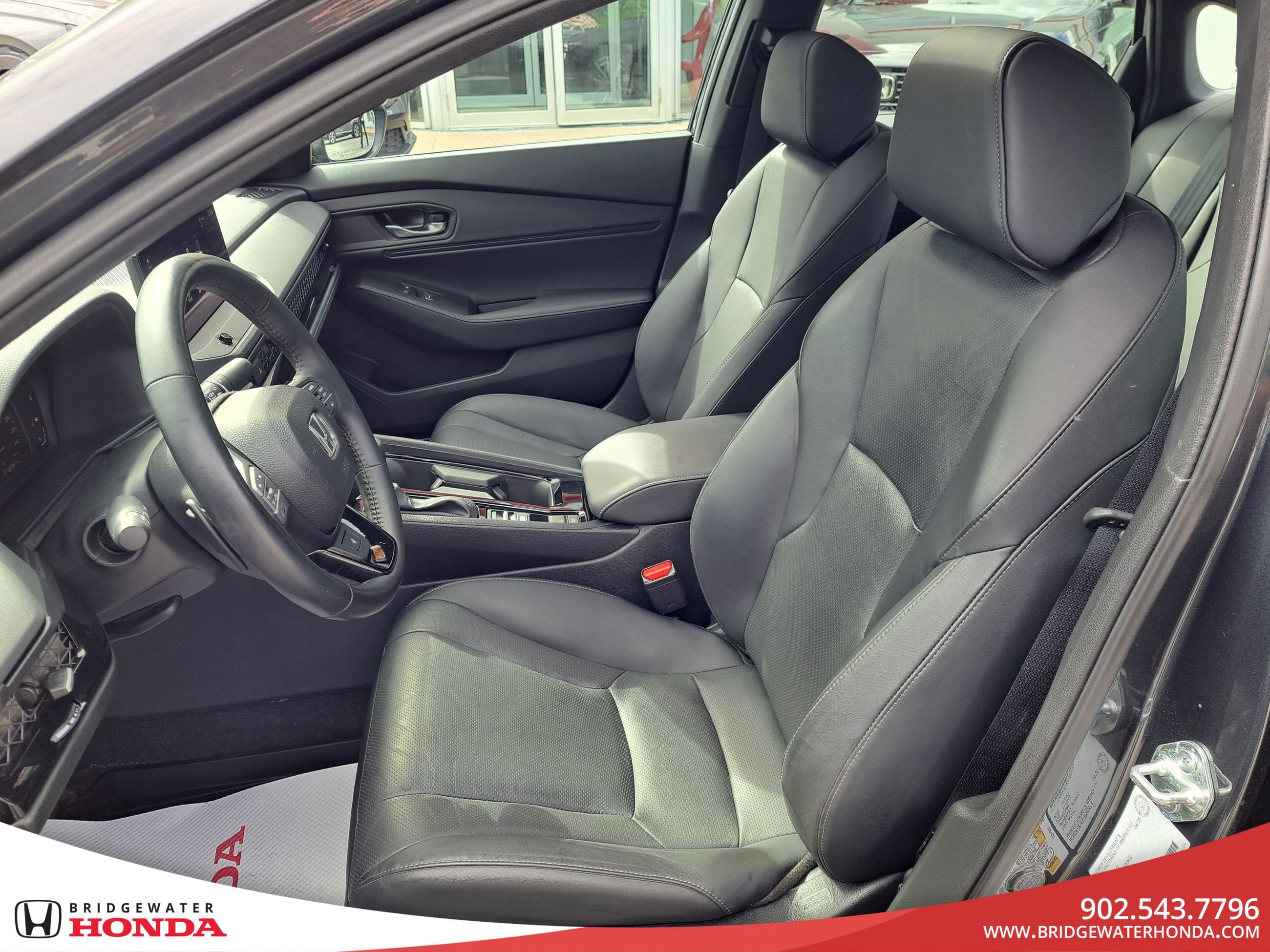 2025 Honda Accord Hybrid Sport-L-13