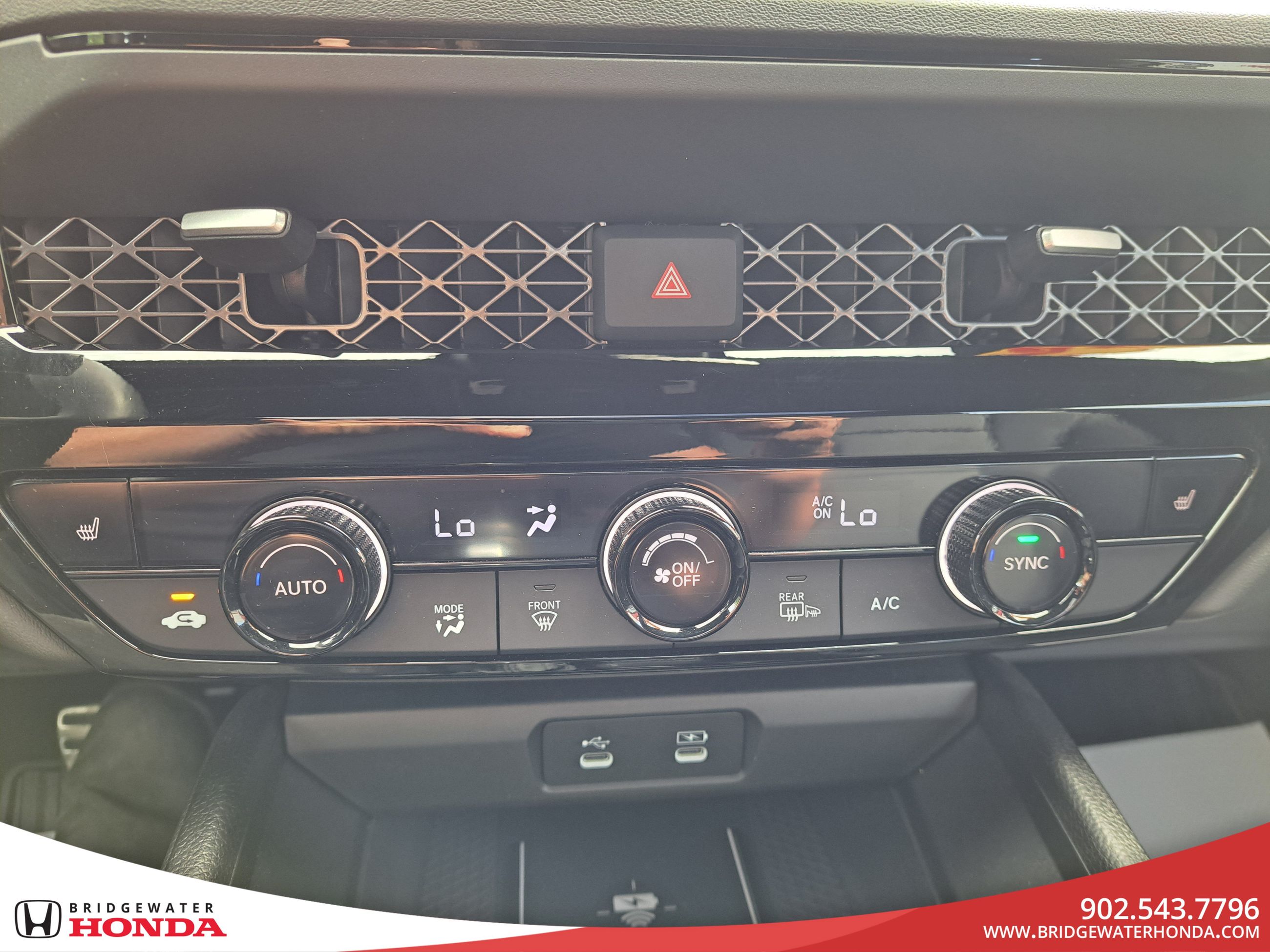 2025 Honda Accord Hybrid Sport-L-23