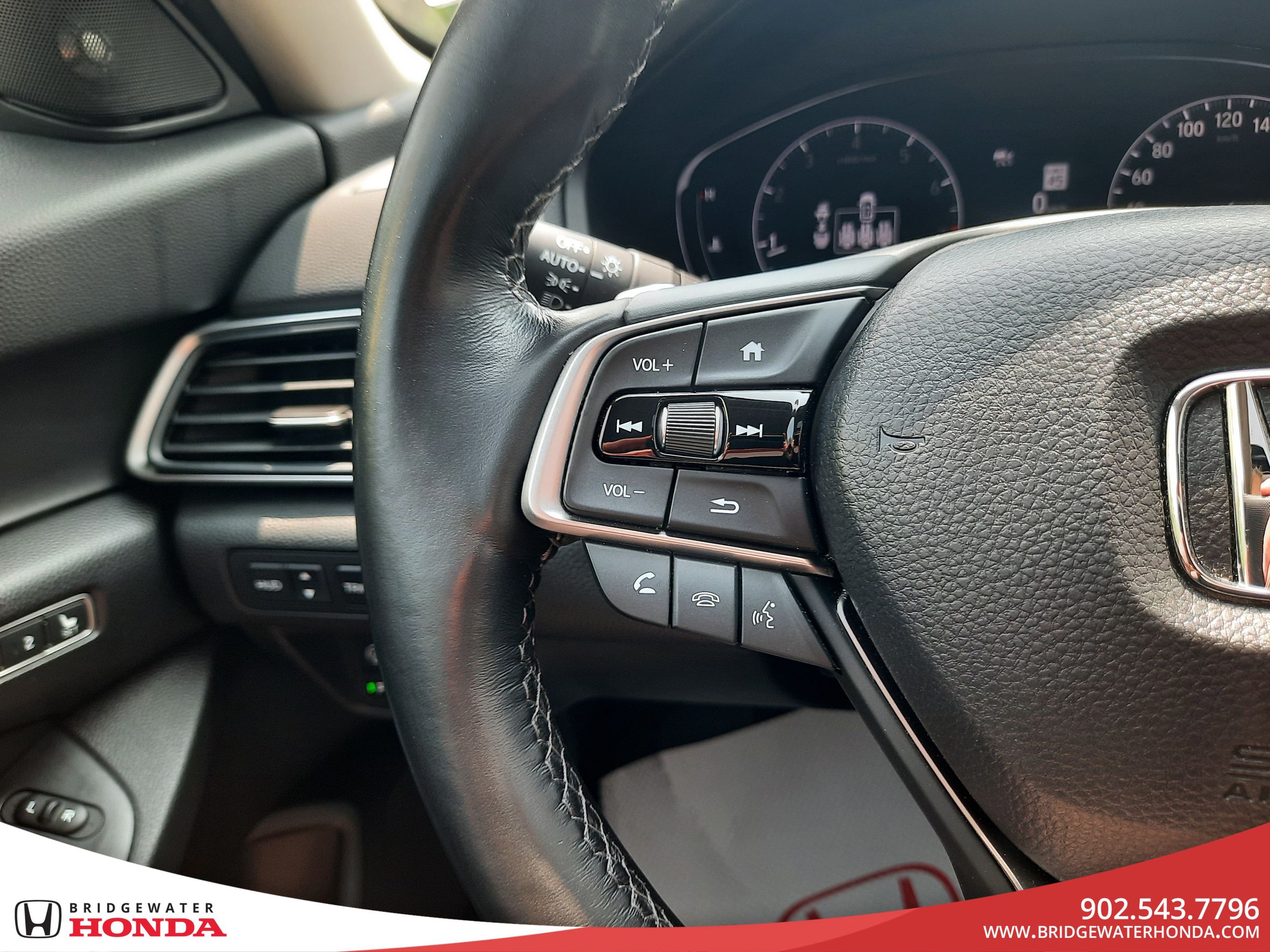 Honda Accord Sedan Touring 2.0 2022-11