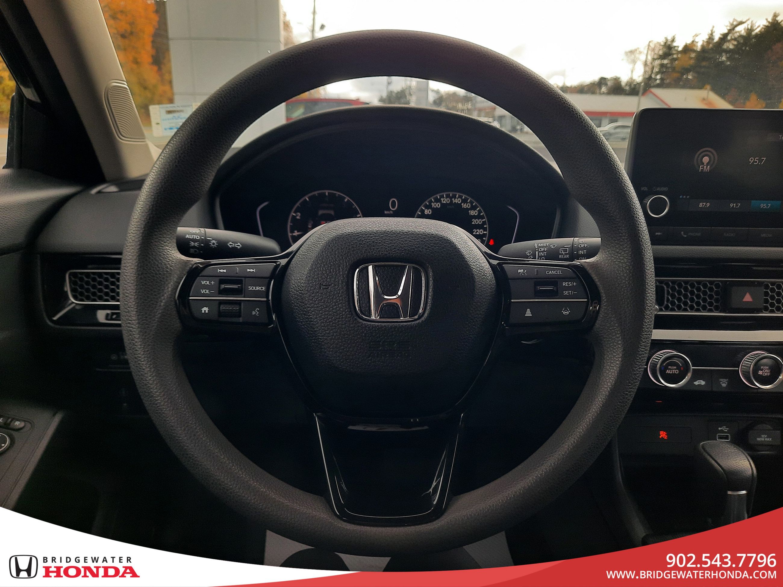 2022 Honda Civic Hatchback LX-12