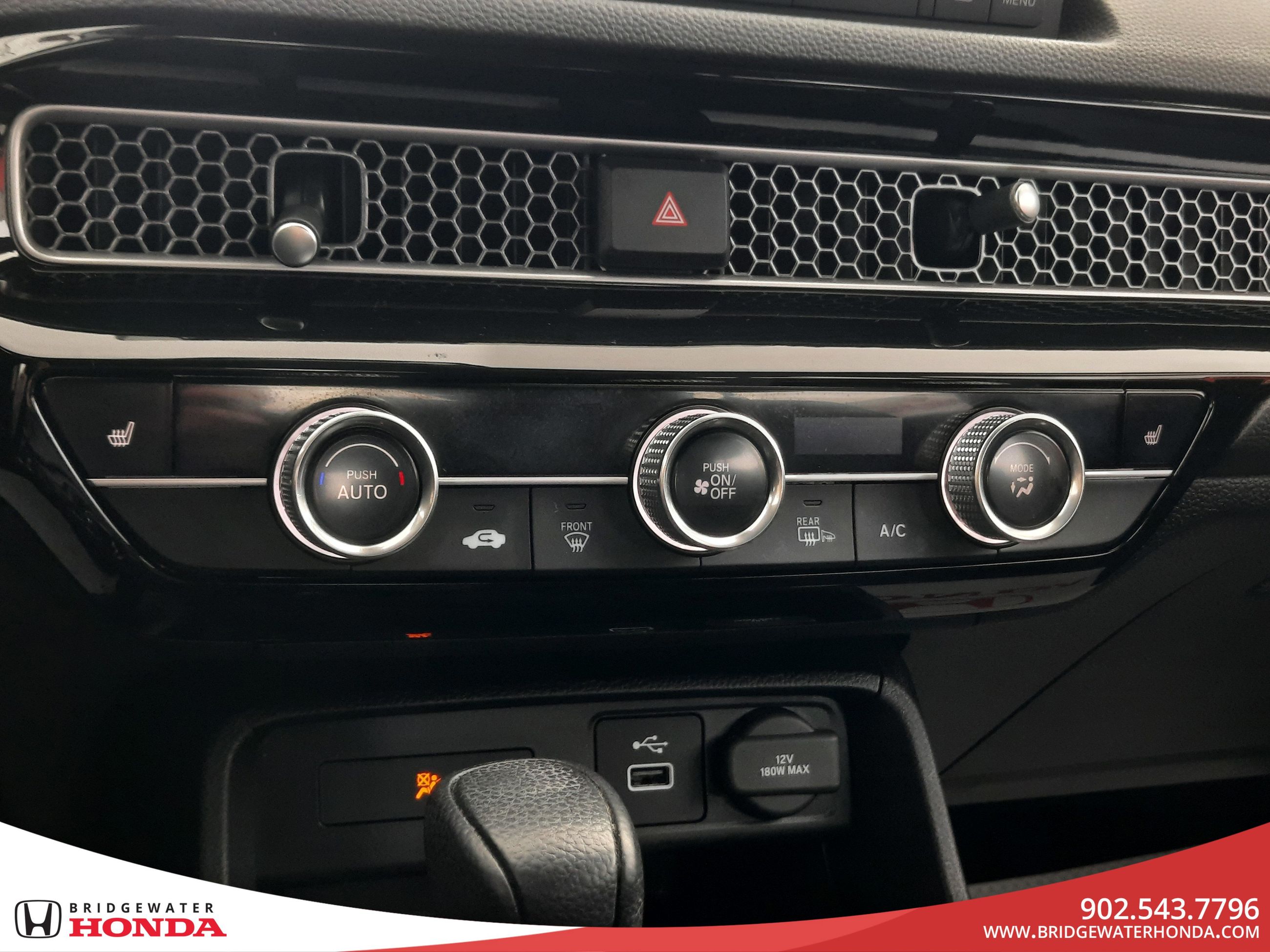 2022 Honda Civic Hatchback LX-16