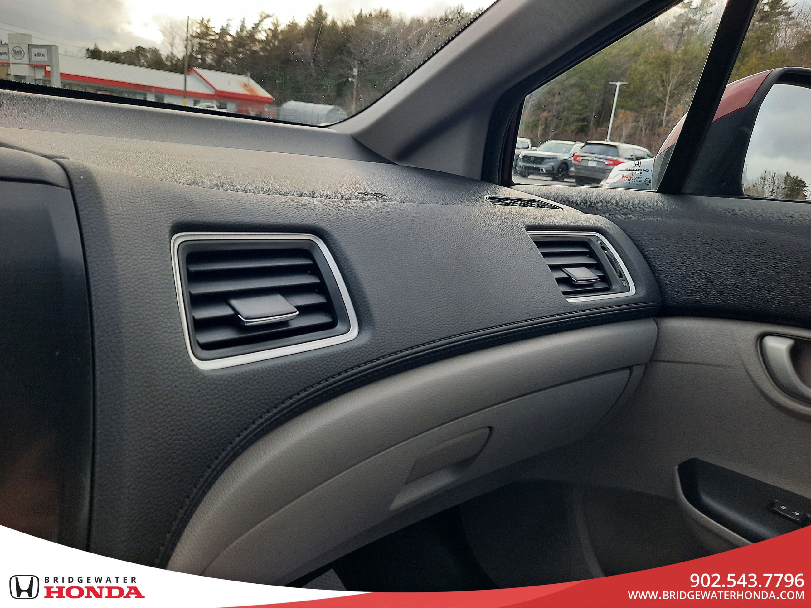 2013 Honda Civic Sdn LX-22