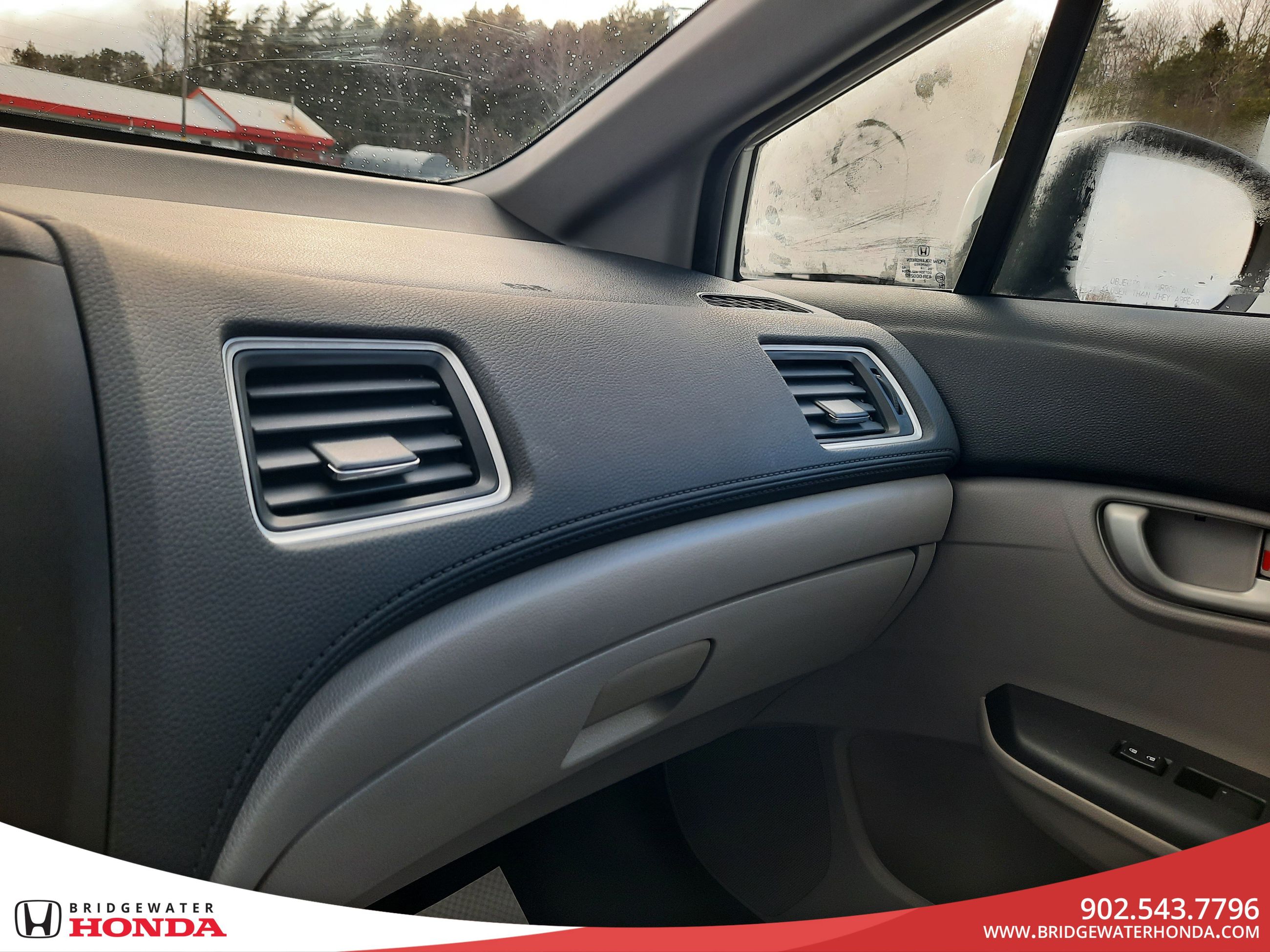 Honda Civic Sedan LX 2015-17