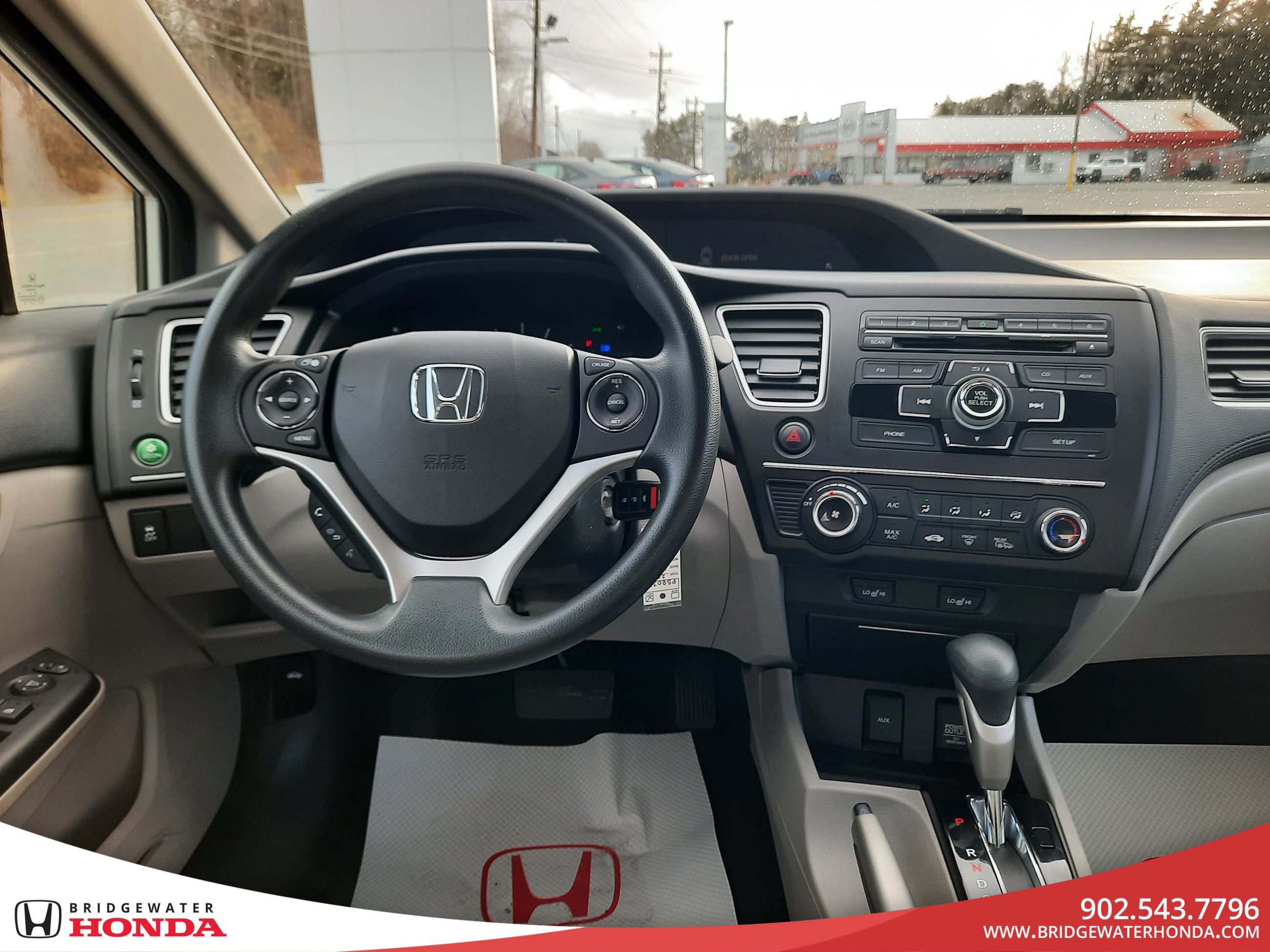 Honda Civic Sedan LX 2015-24