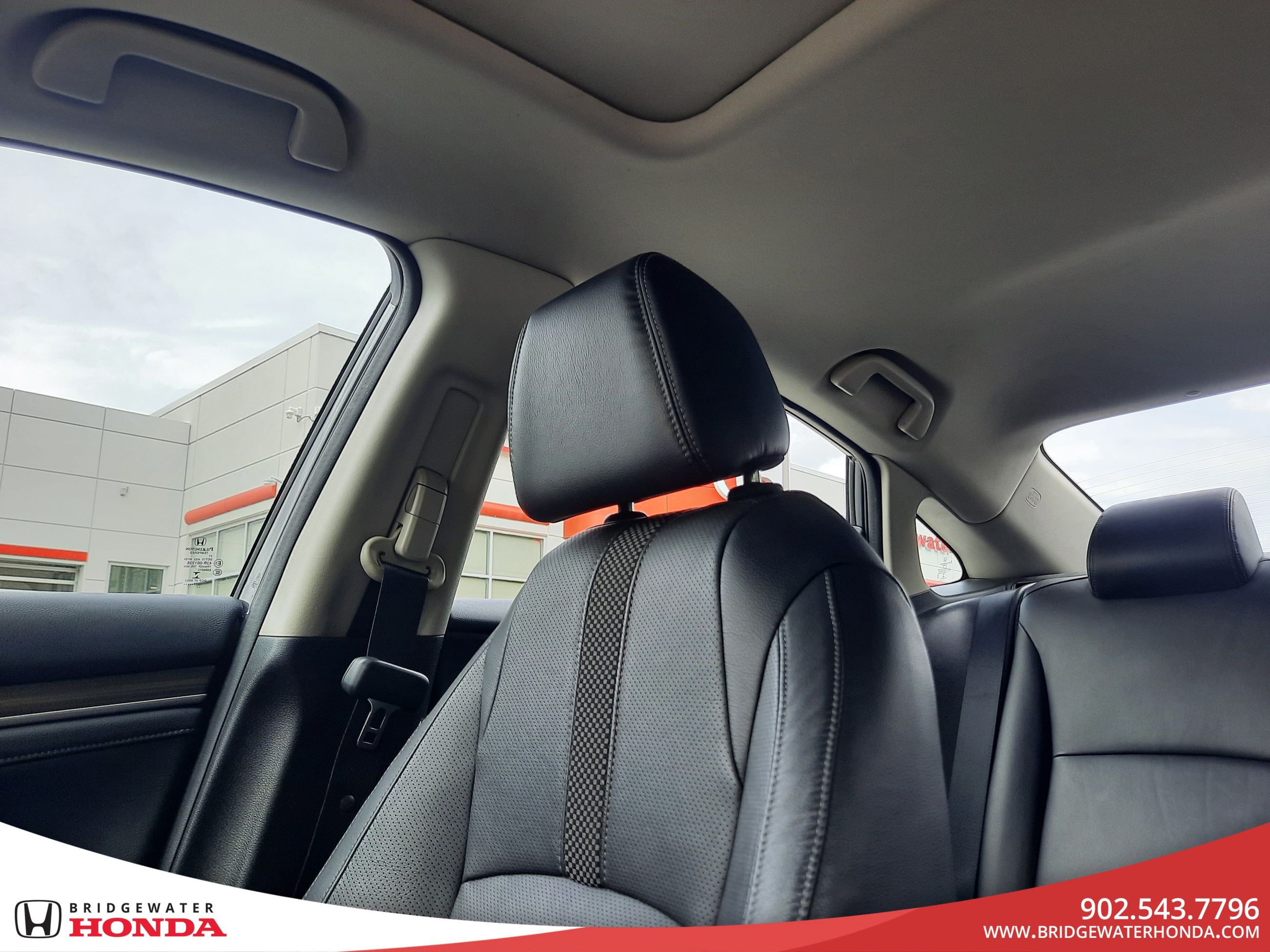 2019 Honda Civic Sedan Touring-24