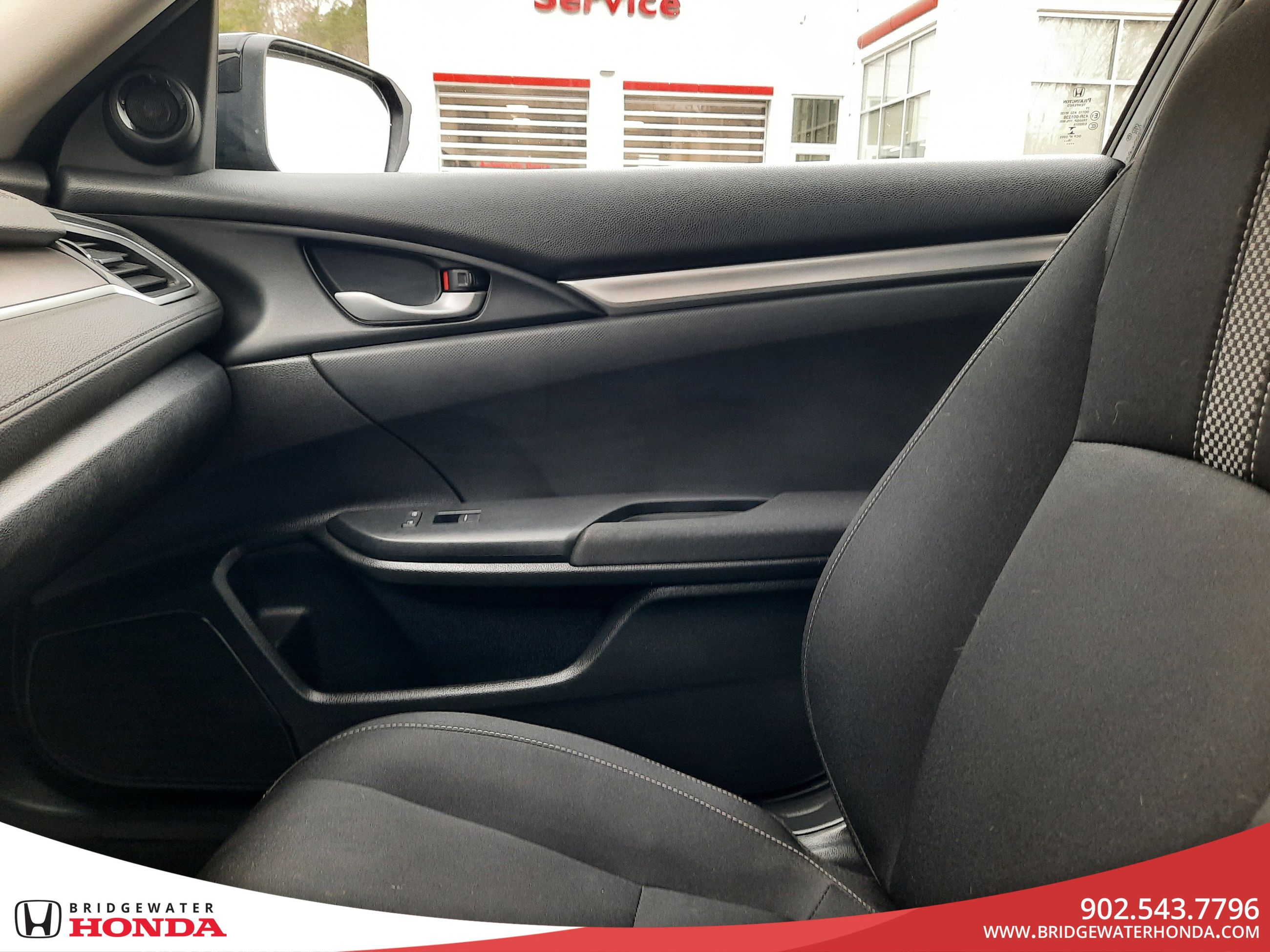 Honda Civic Sedan LX 2019-18