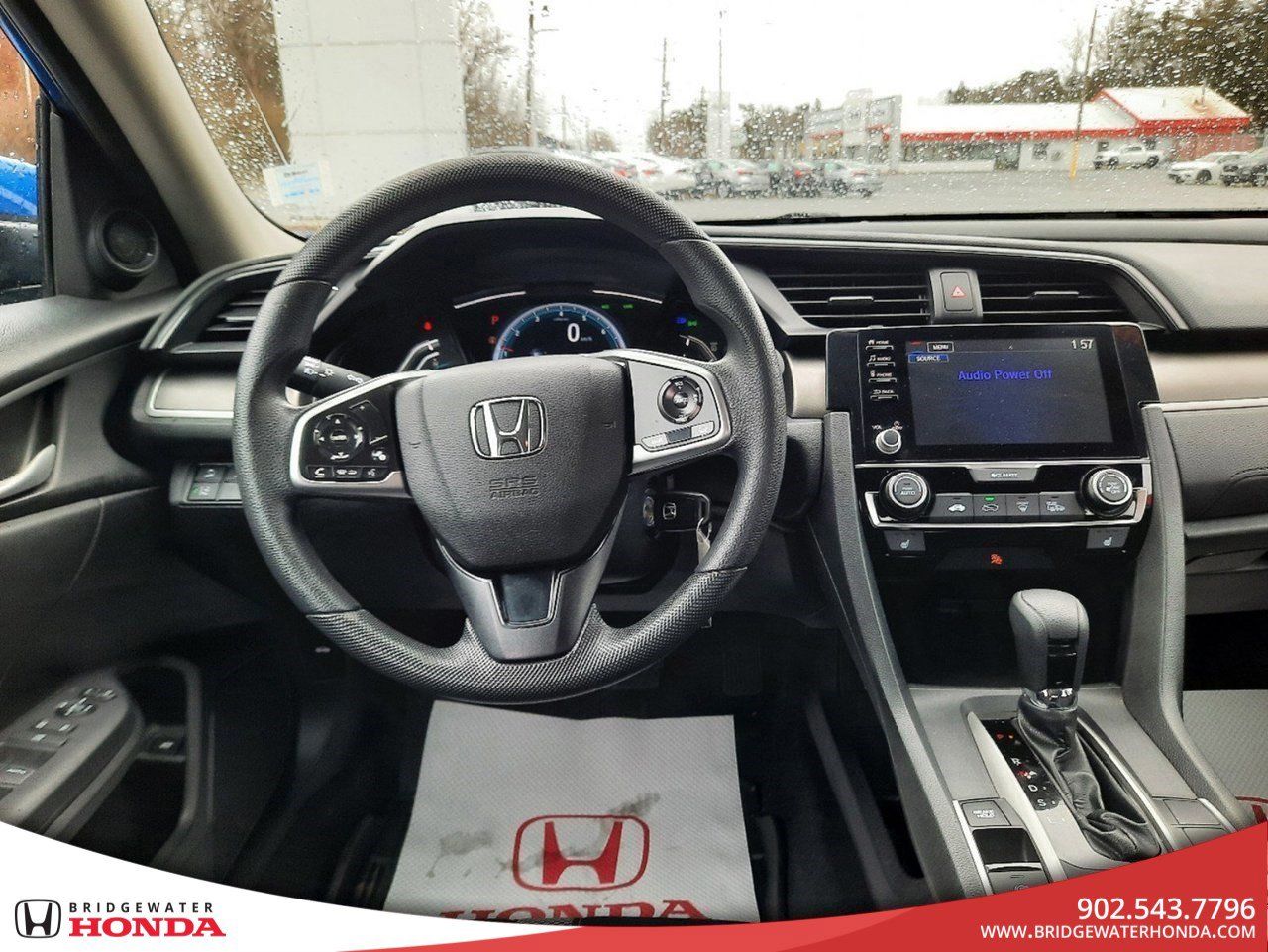 Honda Civic Sedan LX 2020-26