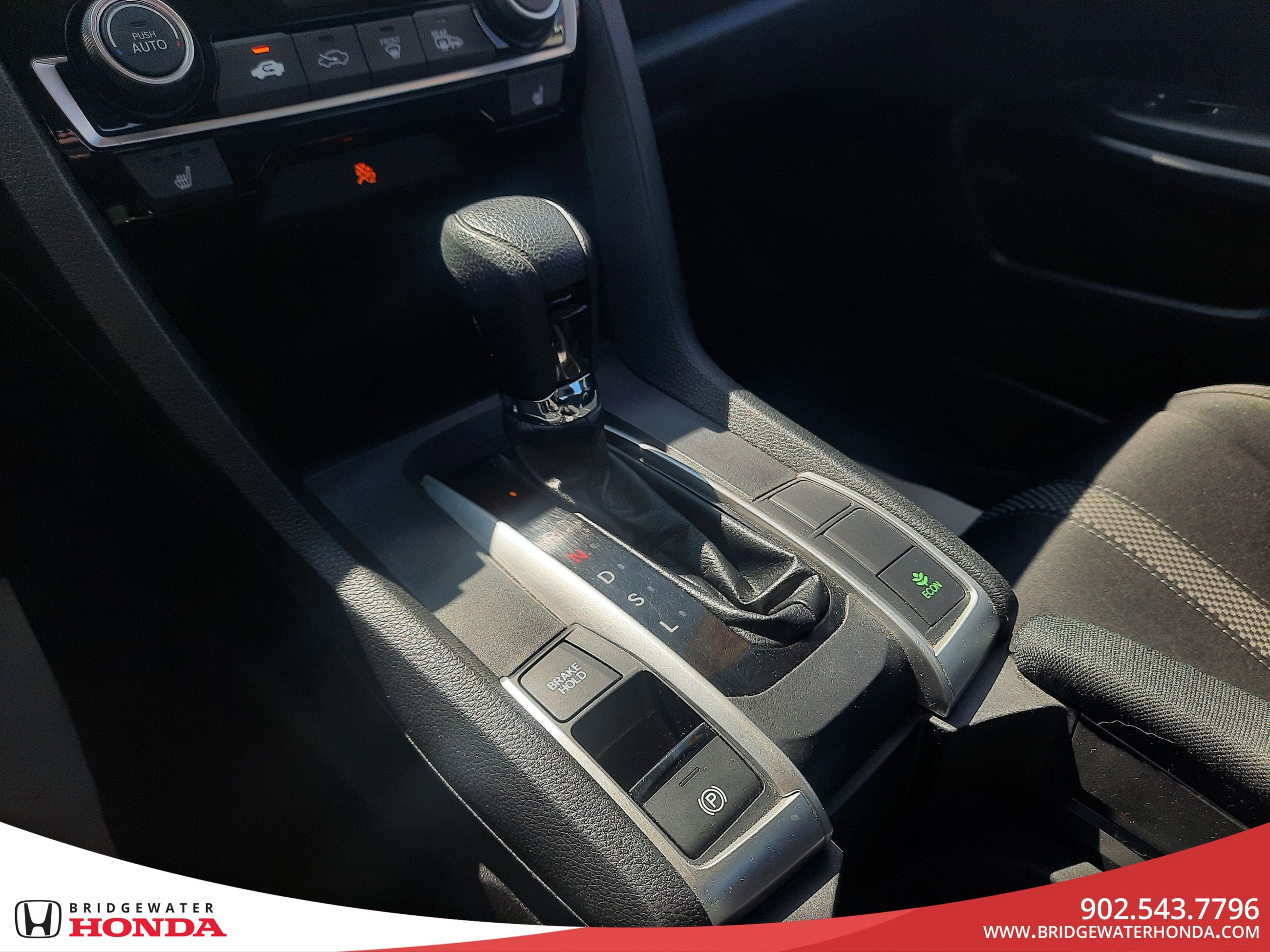 Honda Civic Sedan LX 2021-17