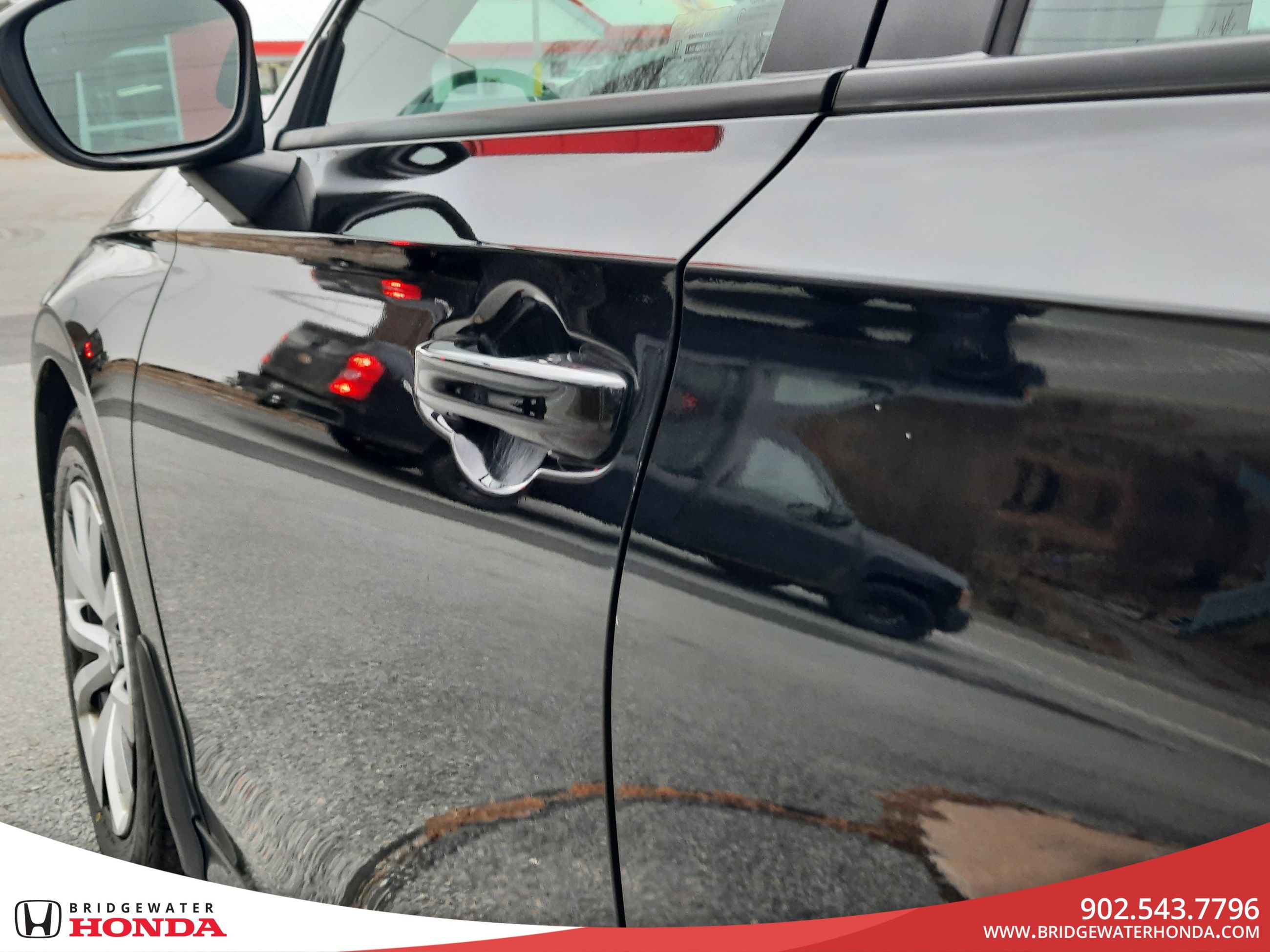 2022 Honda Civic Sedan LX-8