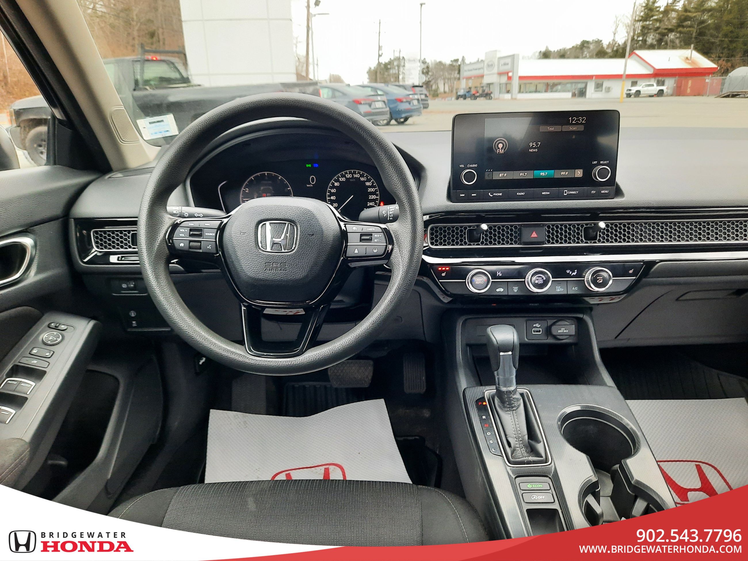 2022 Honda Civic Sedan LX-26