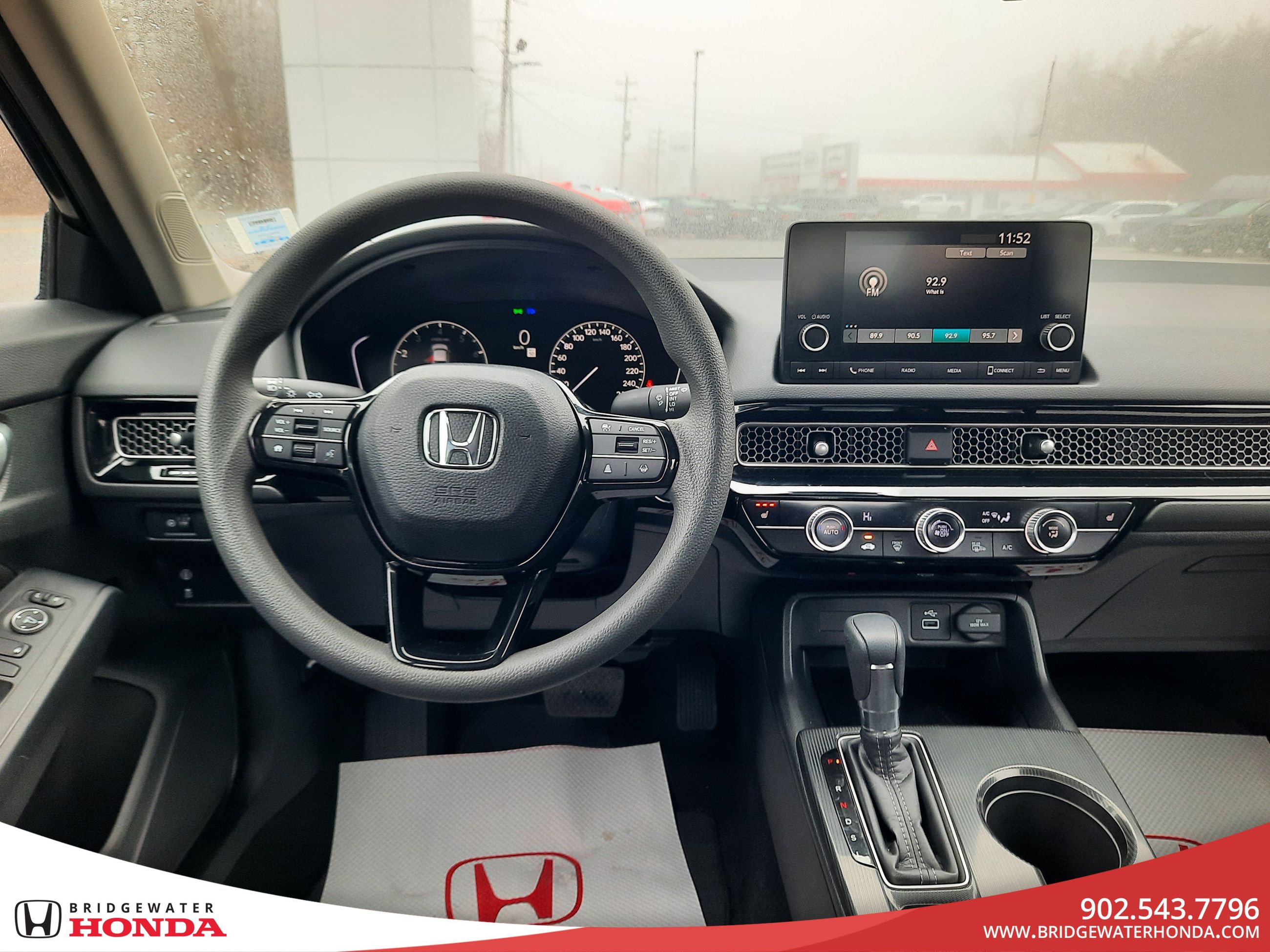 Honda Civic Sedan LX 2023-27