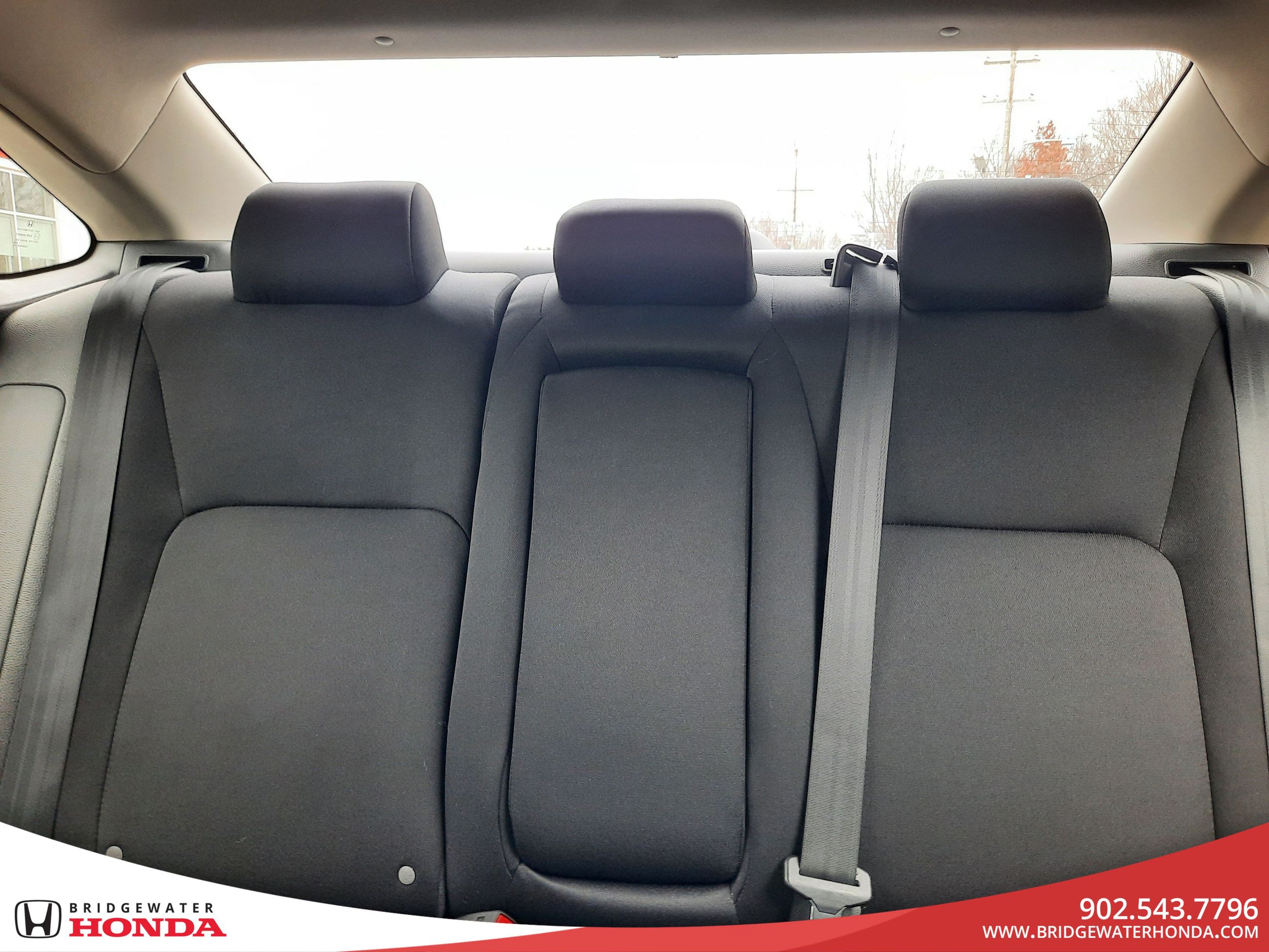 Honda Civic Sedan LX-B 2024-22