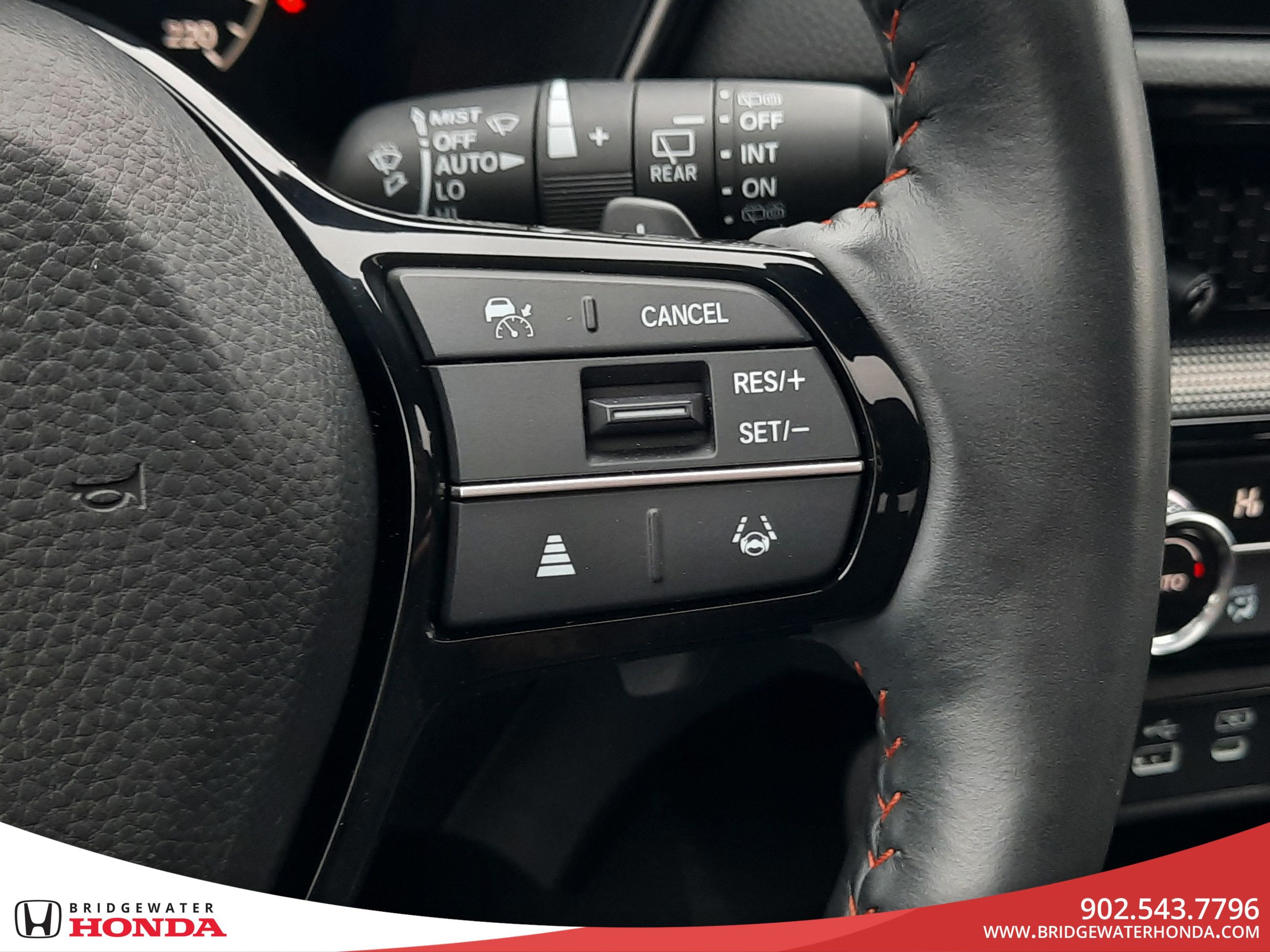 2024 Honda CR-V Hybrid Touring-13