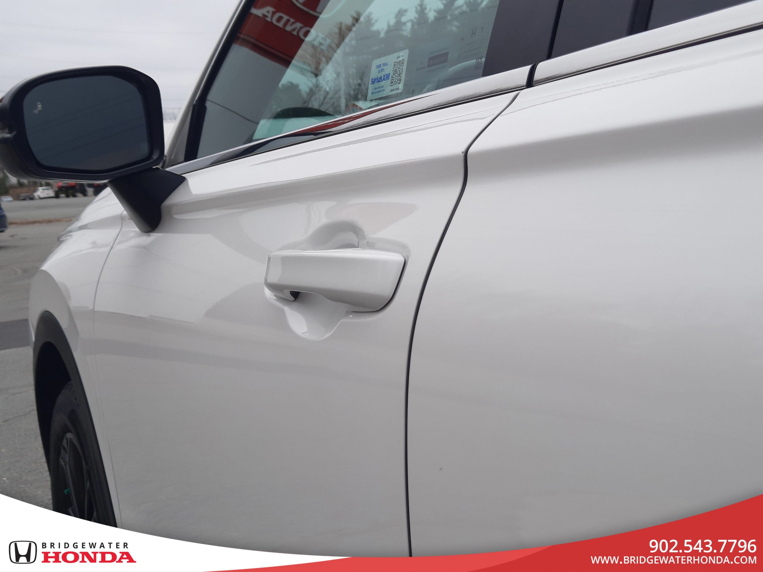 2024 Honda CR-V Hybrid Touring-9