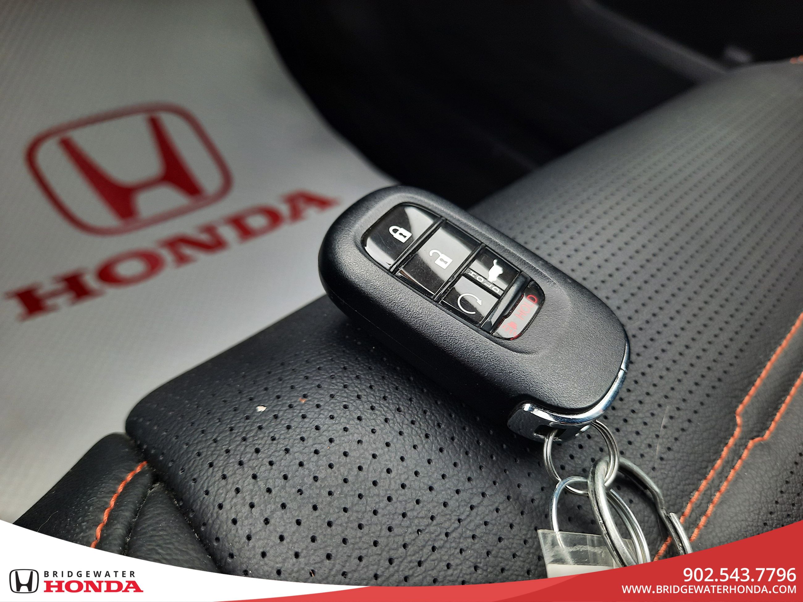 2024 Honda CR-V Hybrid Touring-30