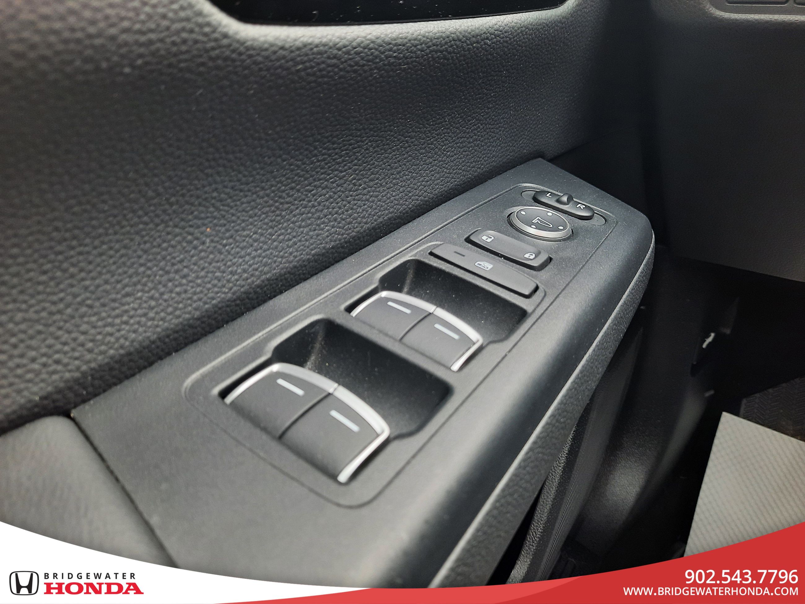 2024 Honda CR-V Hybrid Touring-10