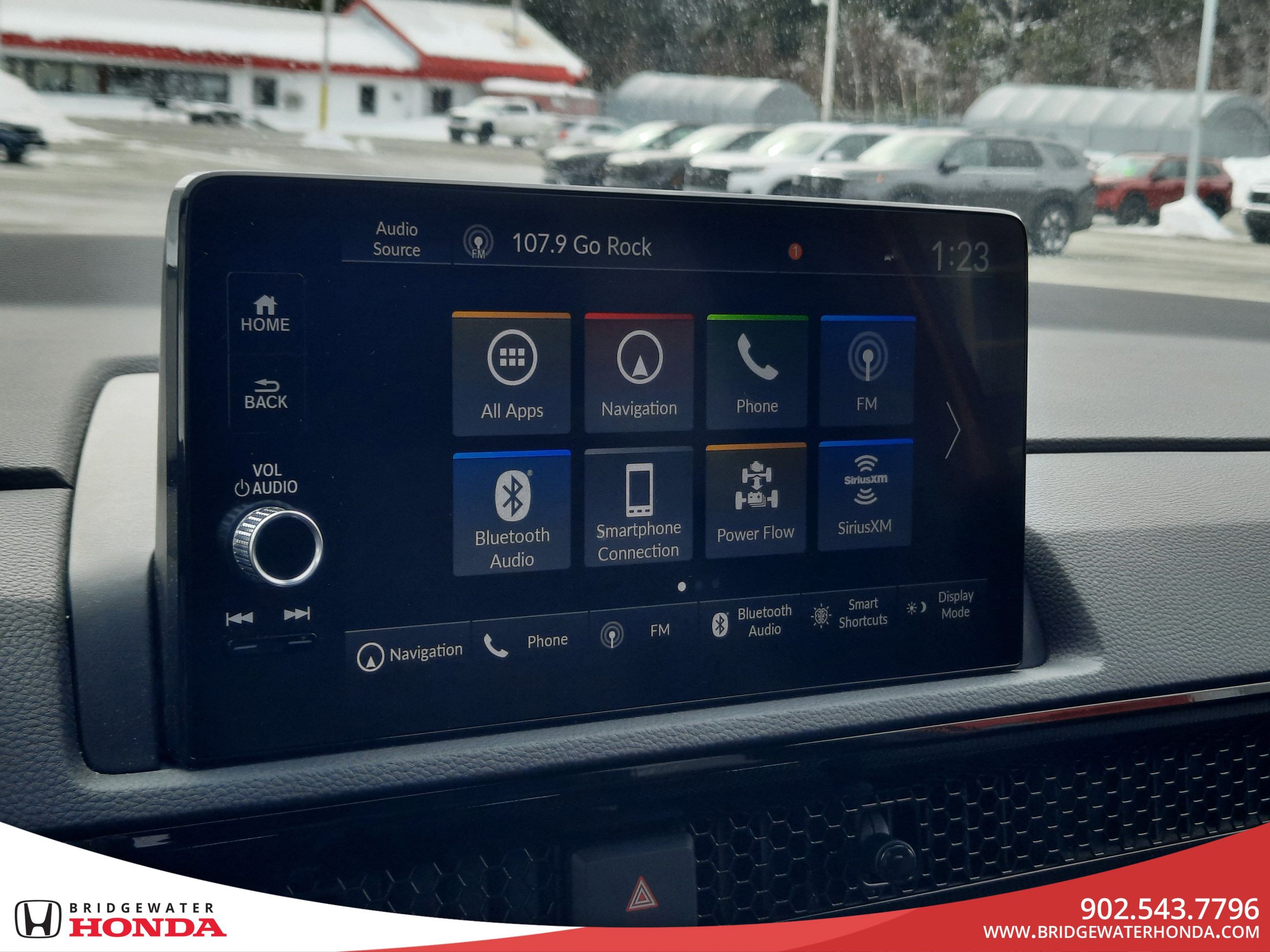 2024 Honda CR-V Hybrid Touring-17