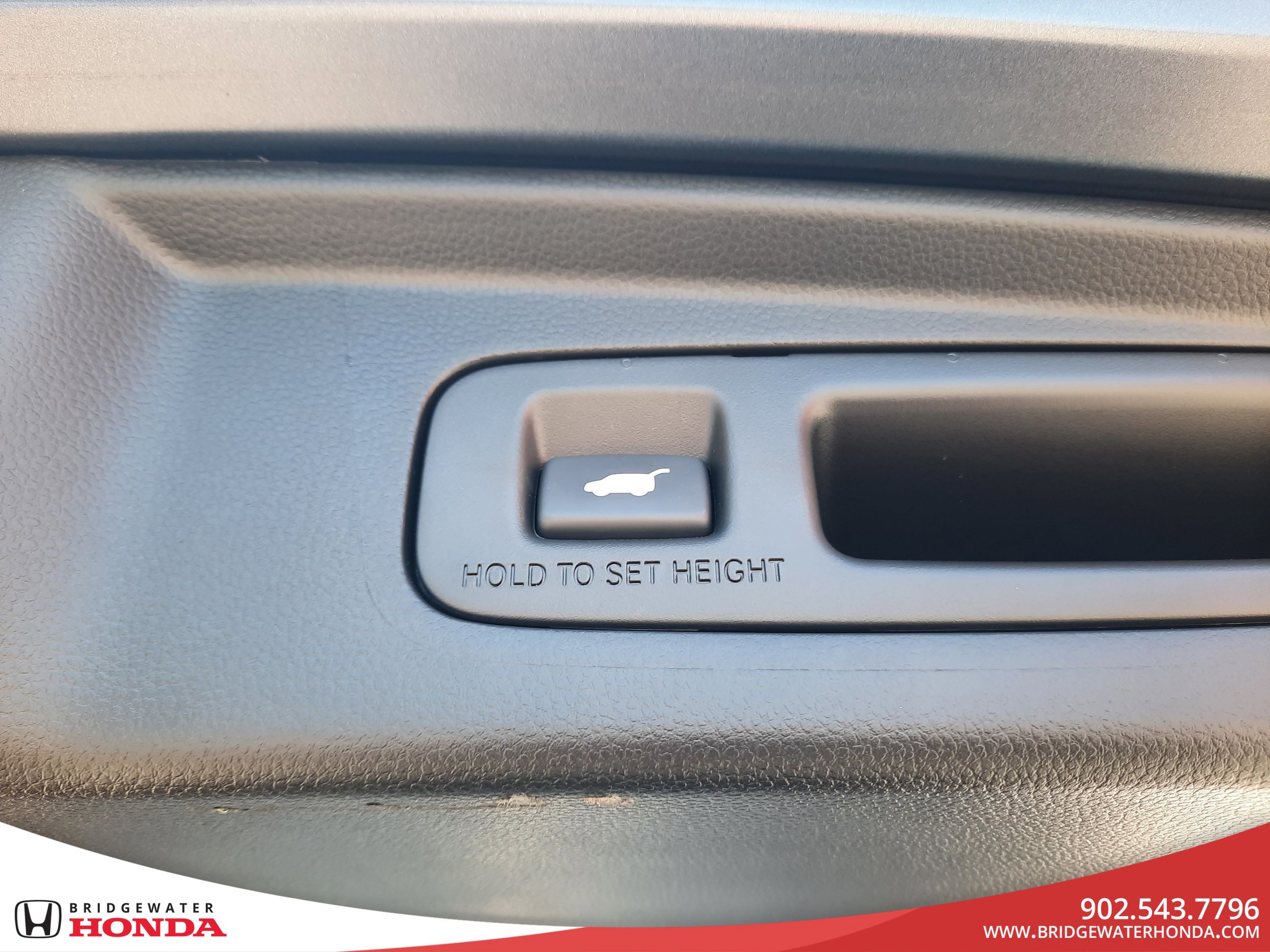 2025 Honda CR-V HYBRID EX-L-8
