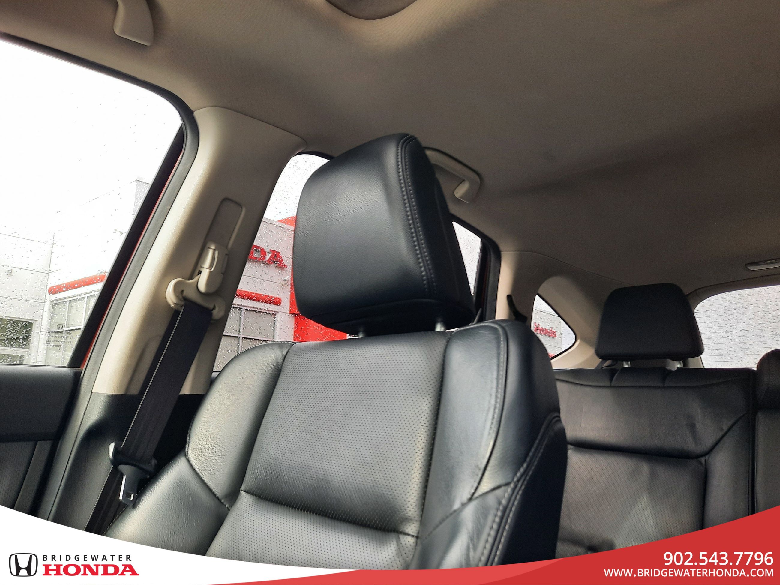 Honda CR-V Touring 2016-23