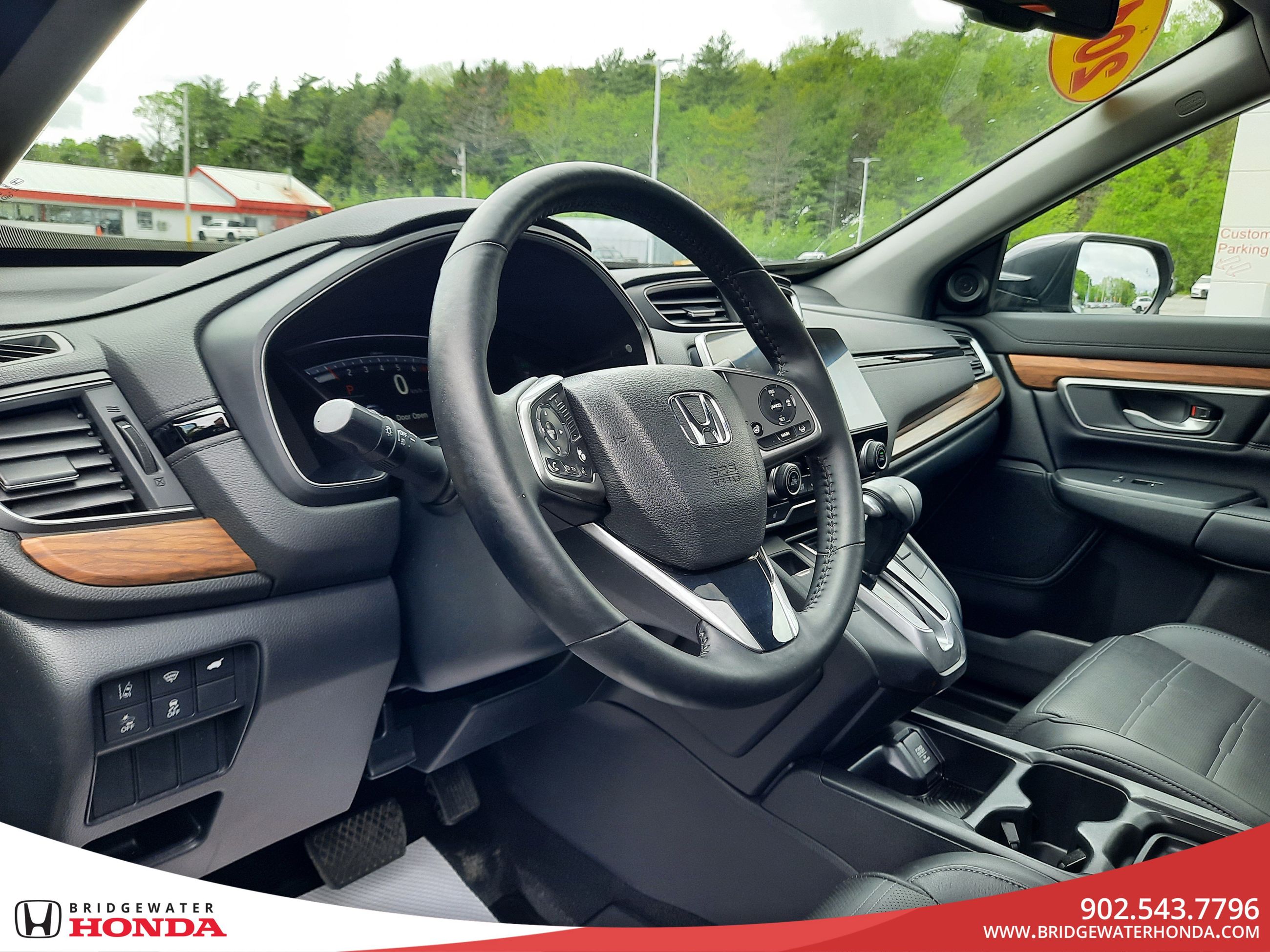 Honda CR-V Touring 2017-1