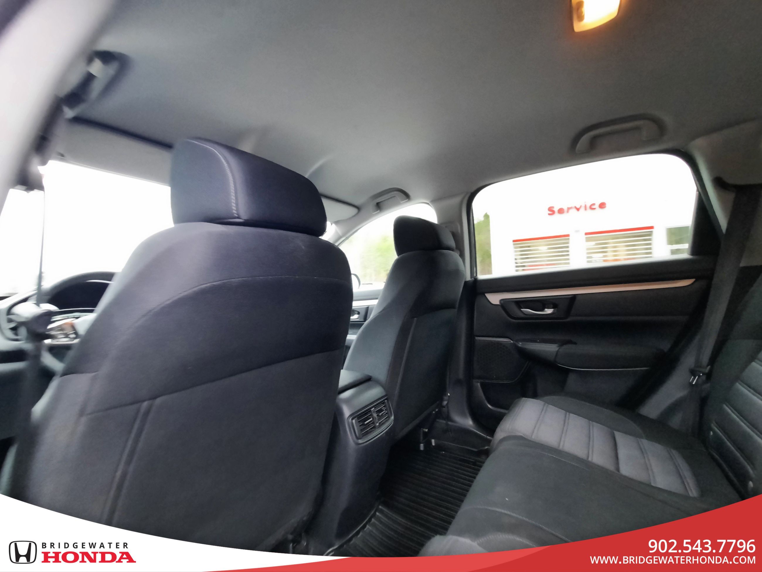 Honda CR-V LX 2018-24