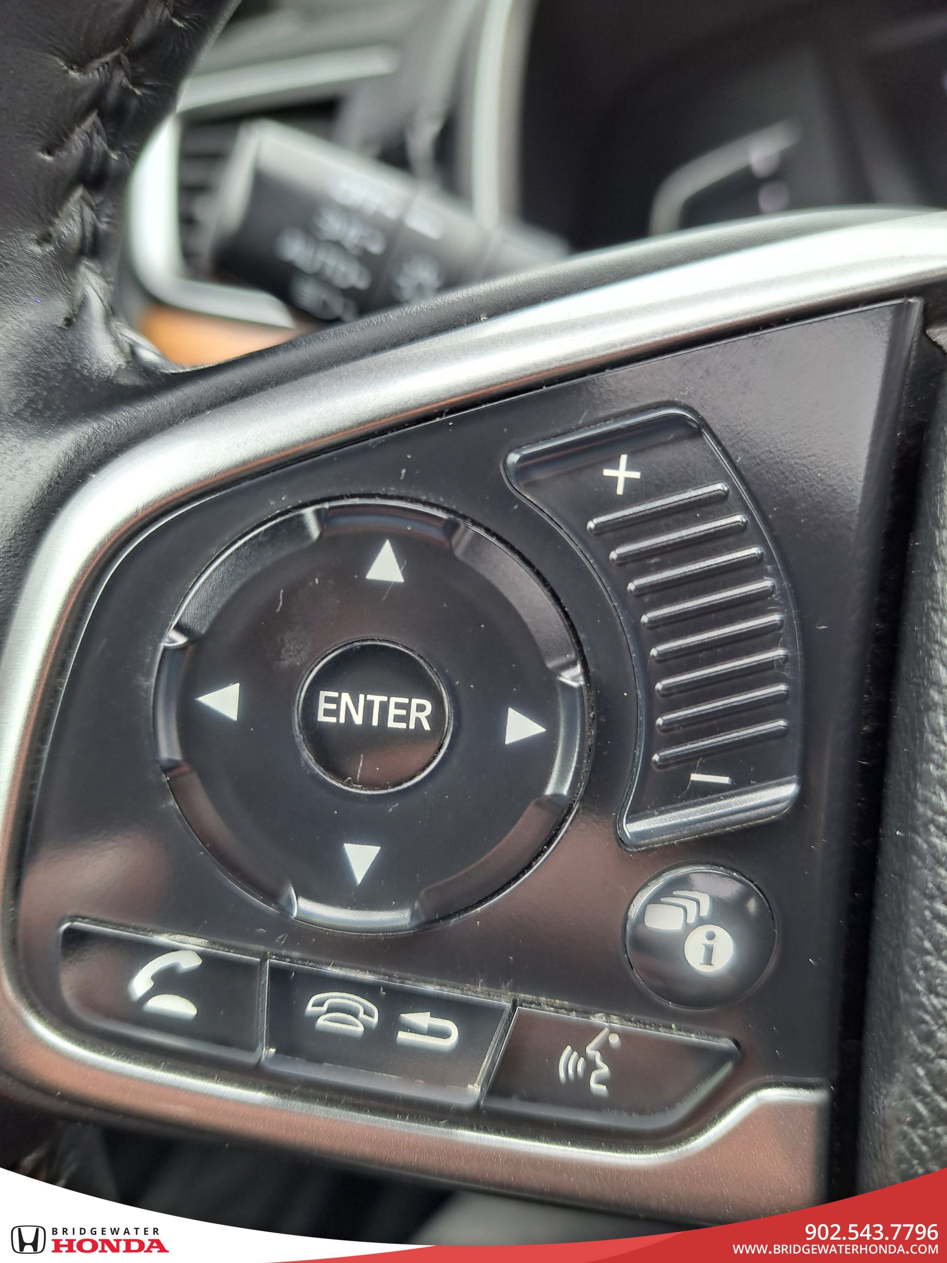 2018 Honda CR-V Touring-13