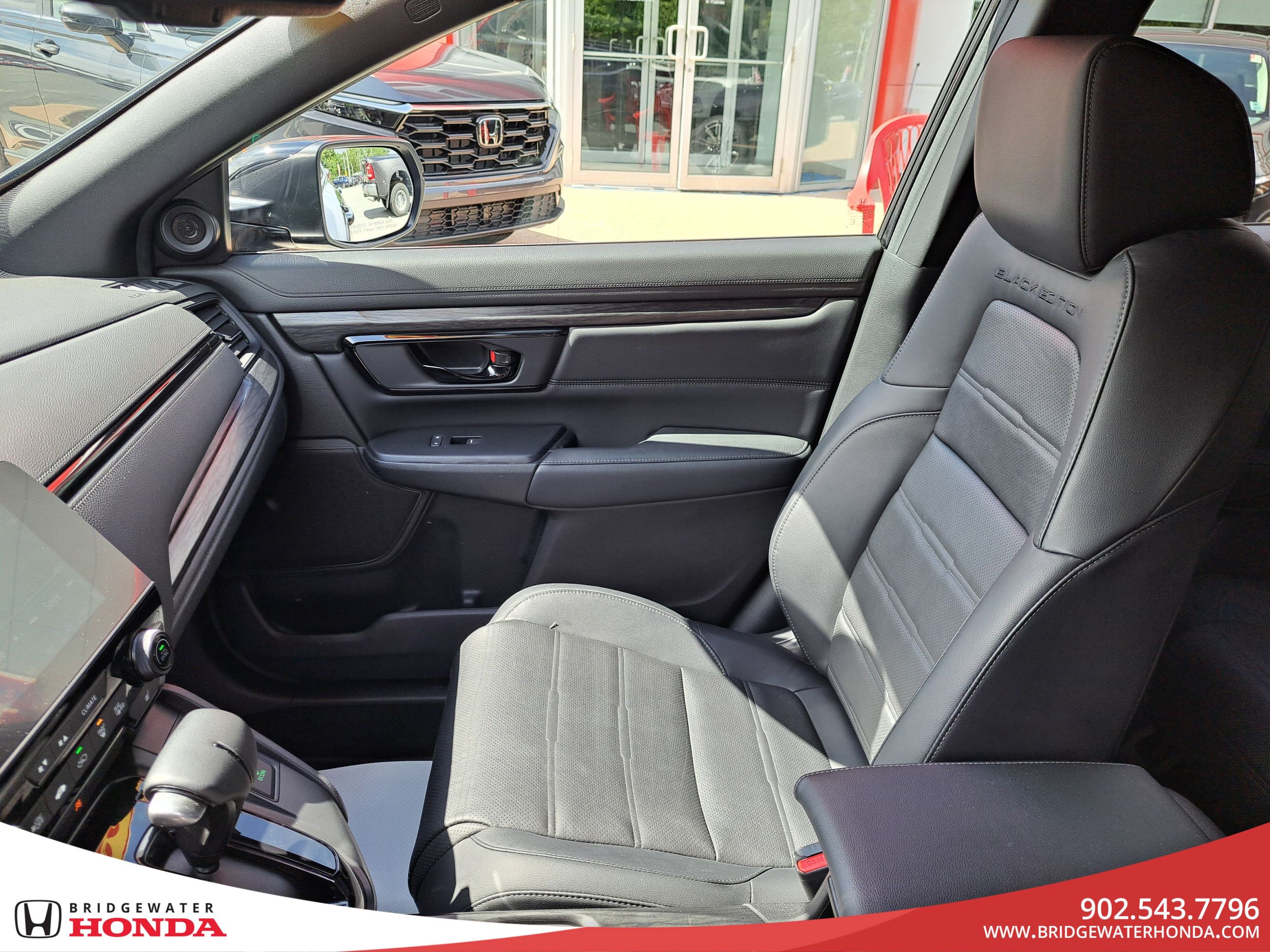 2022 Honda CR-V Black Edition-24
