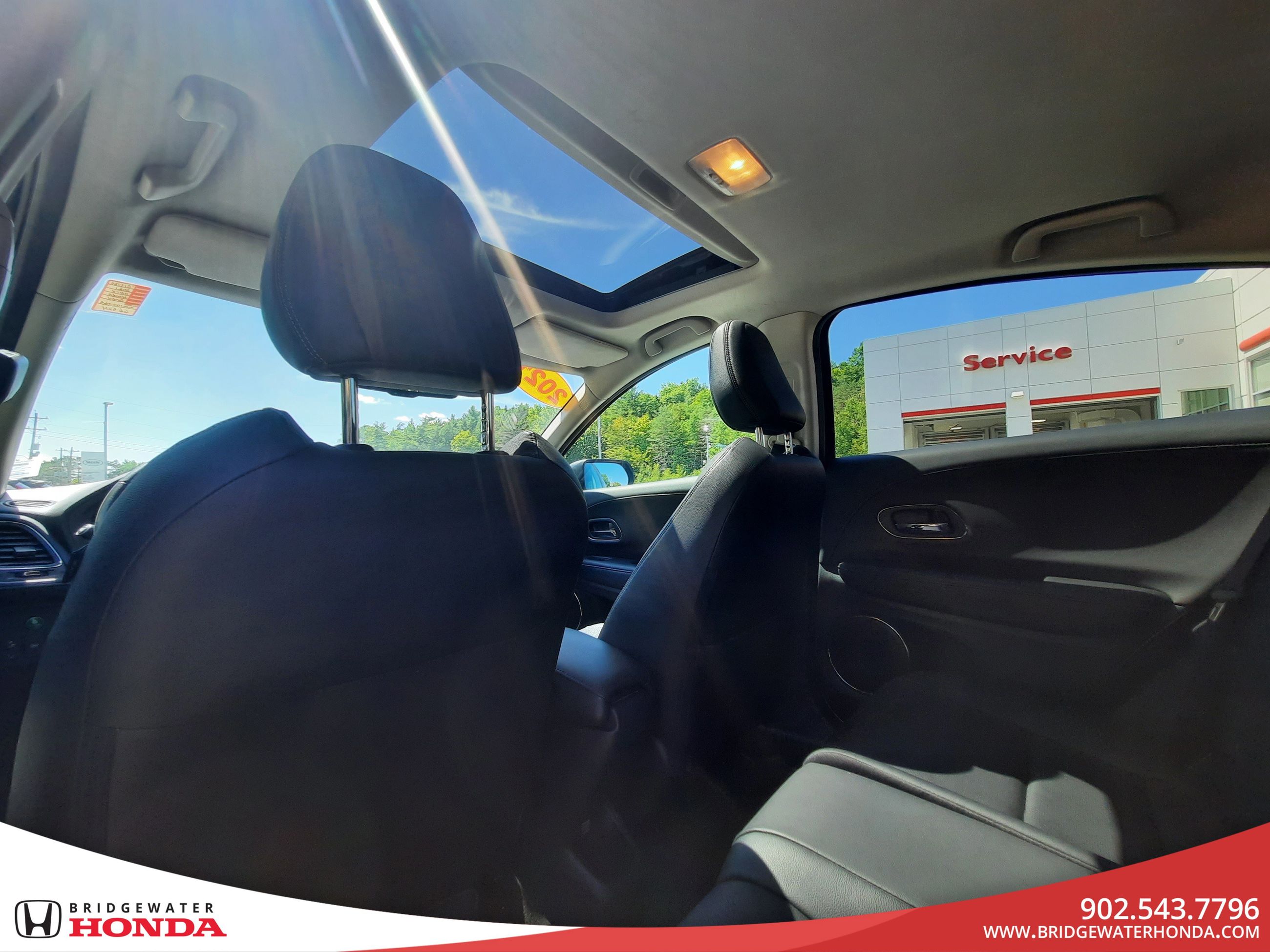 Honda HR-V Touring 2021-27