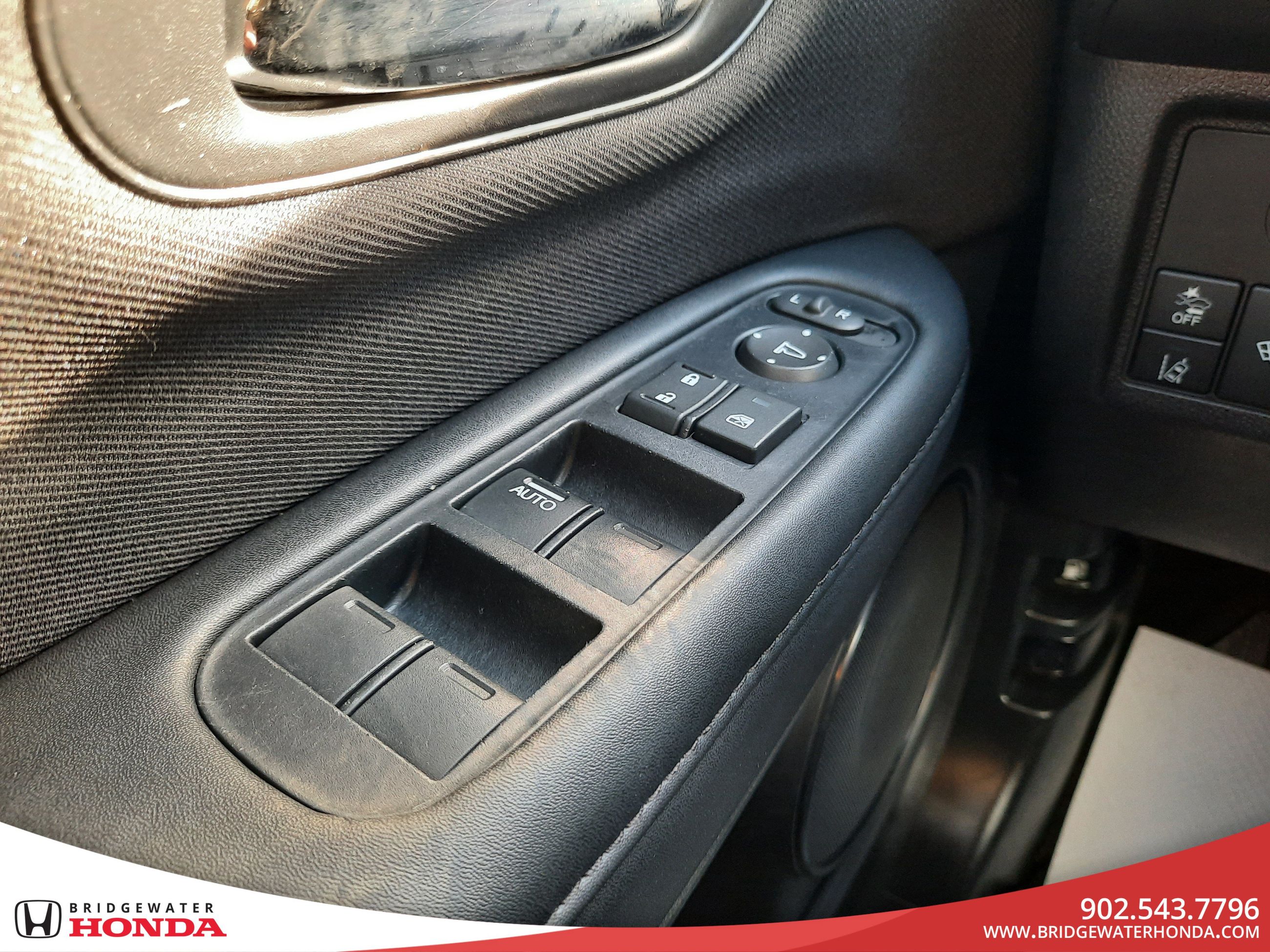 2022 Honda HR-V LX-9