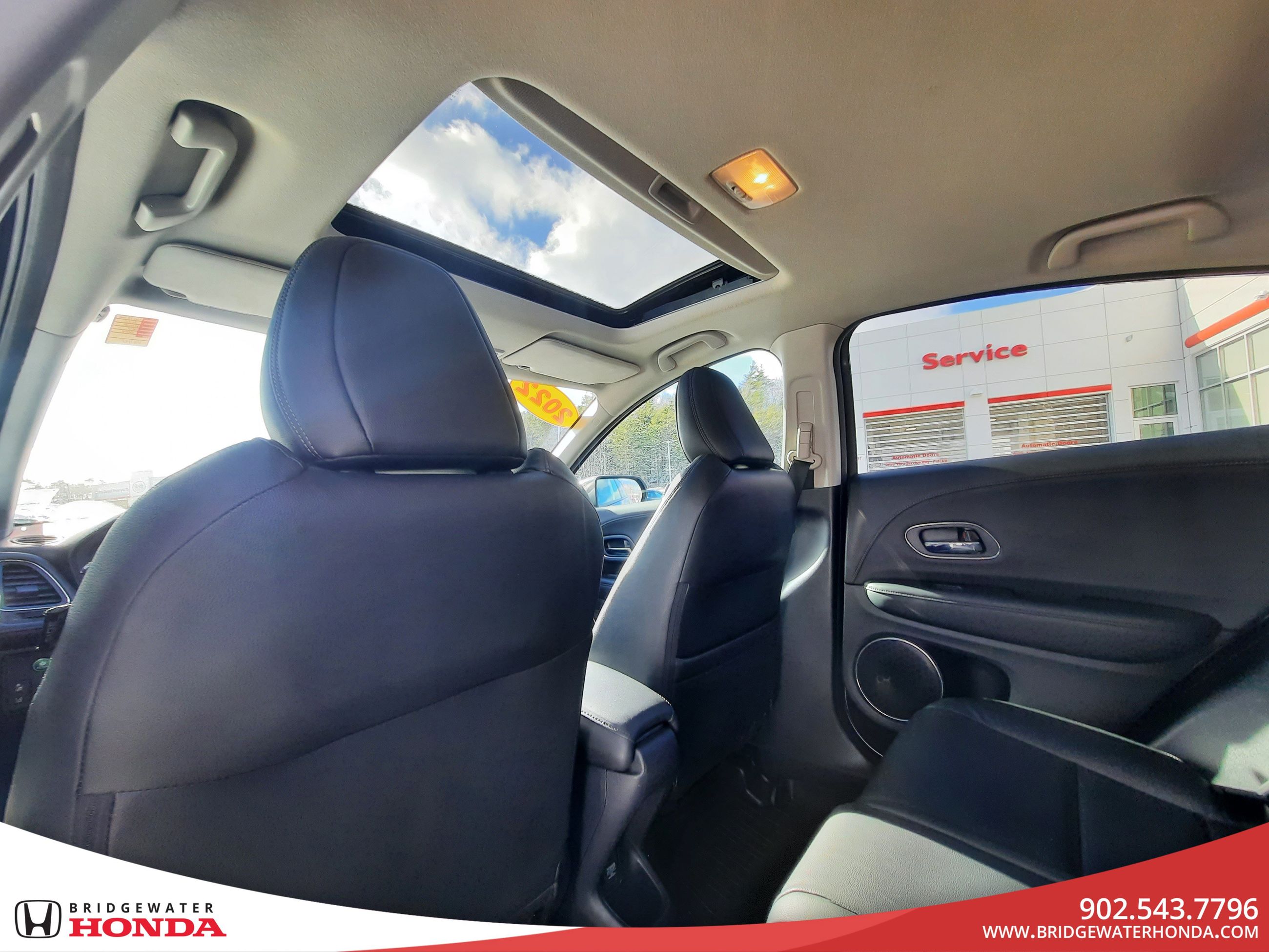 2022 Honda HR-V Touring-26