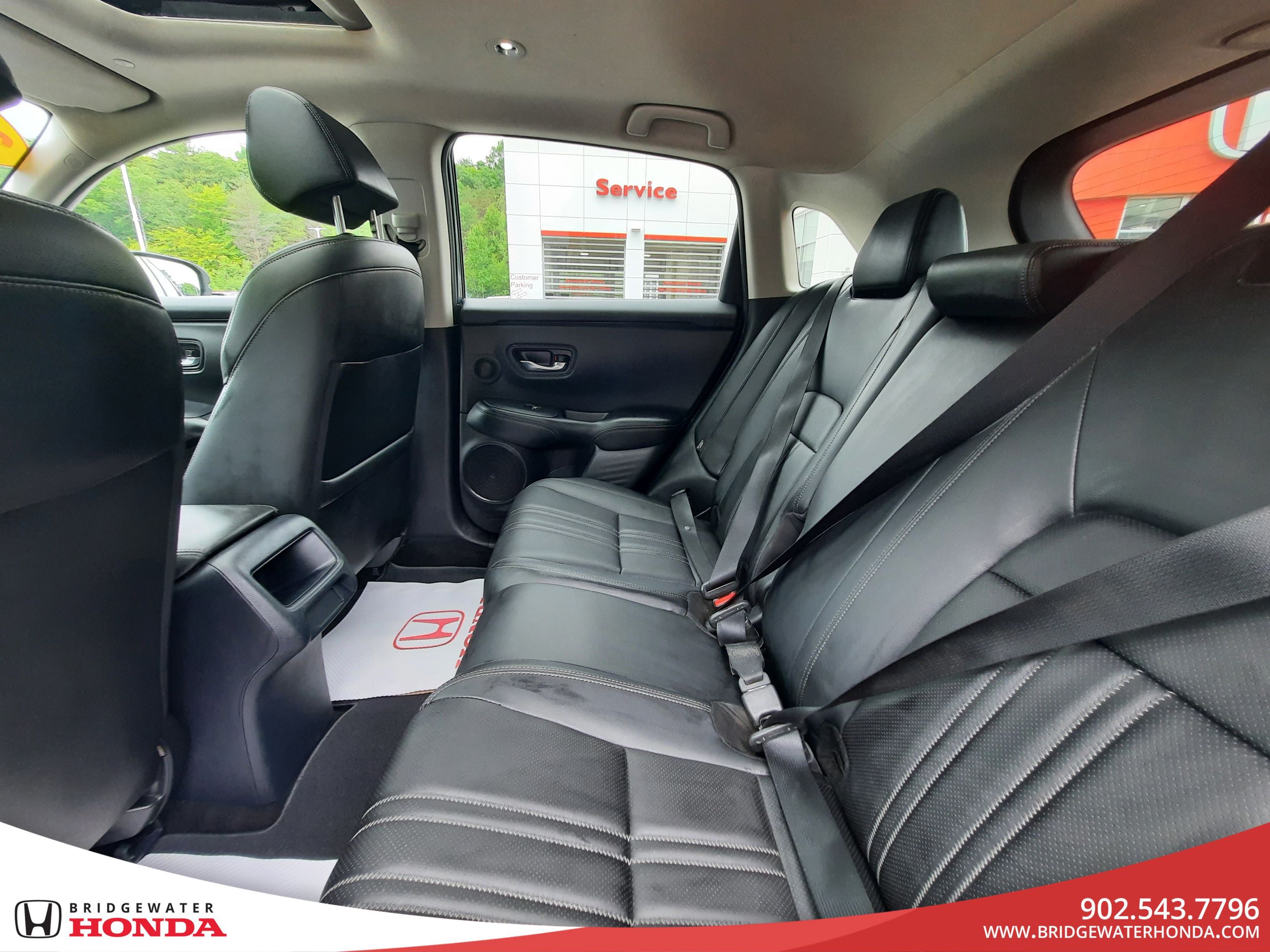 Honda HR-V EX-L Navi 2023-29