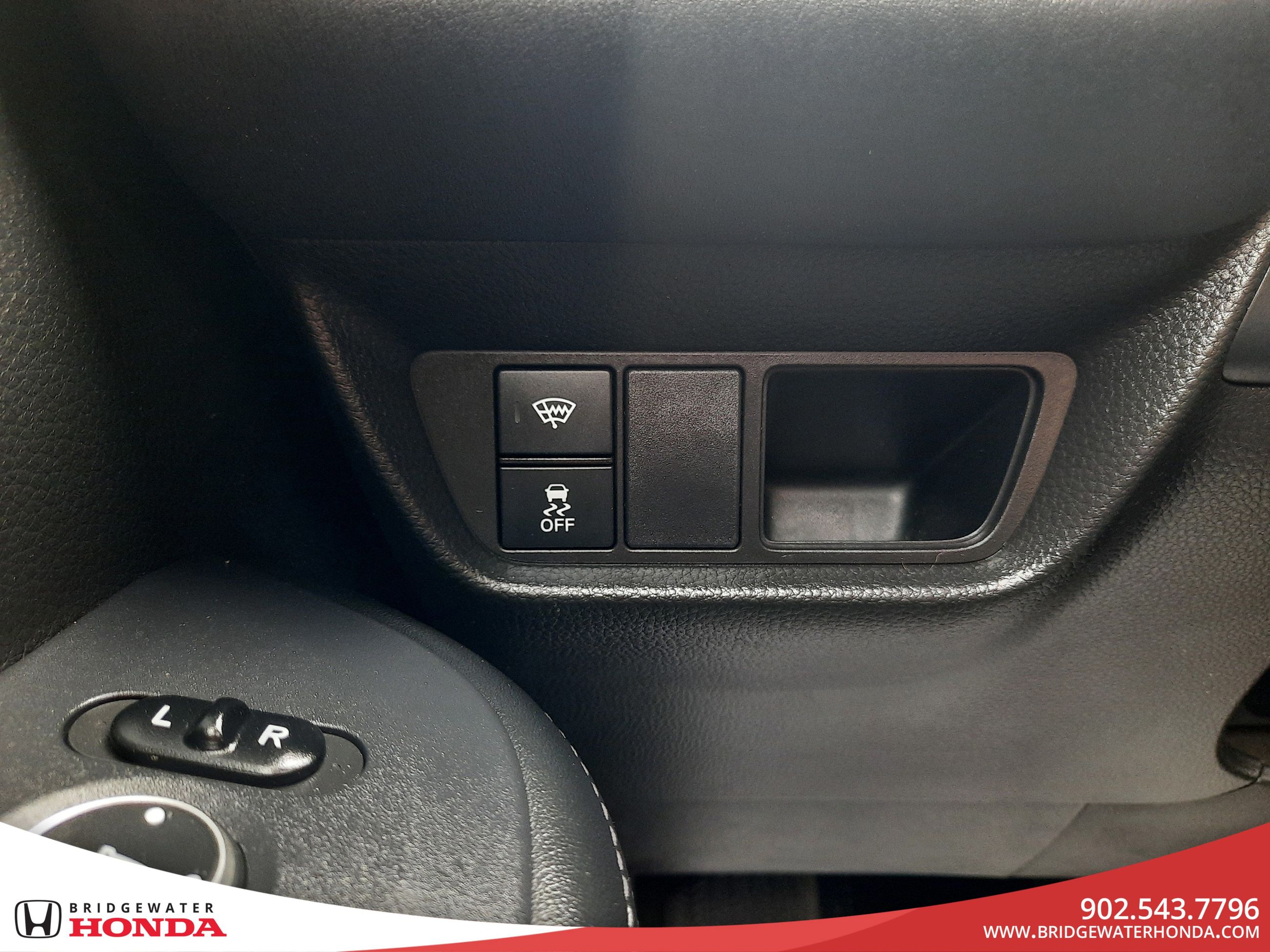 Honda HR-V EX-L Navi 2023-11