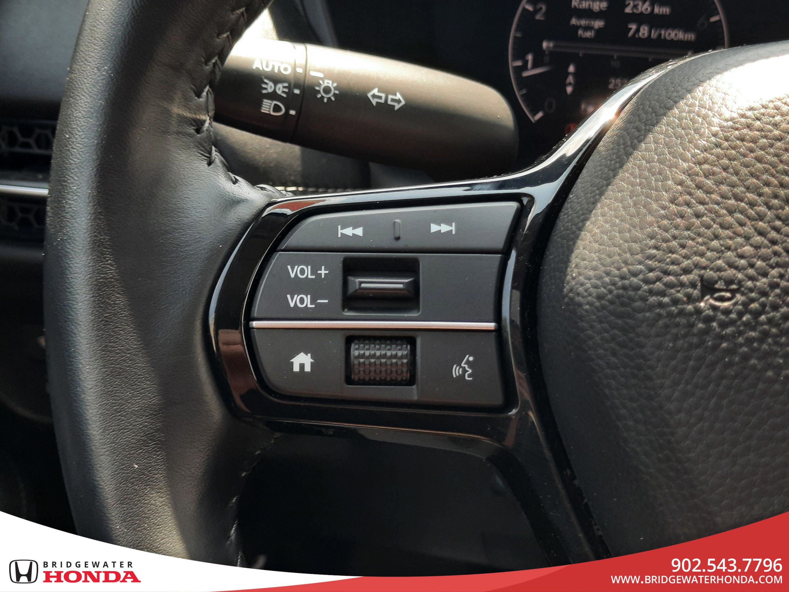 Honda HR-V EX-L Navi 2023-10