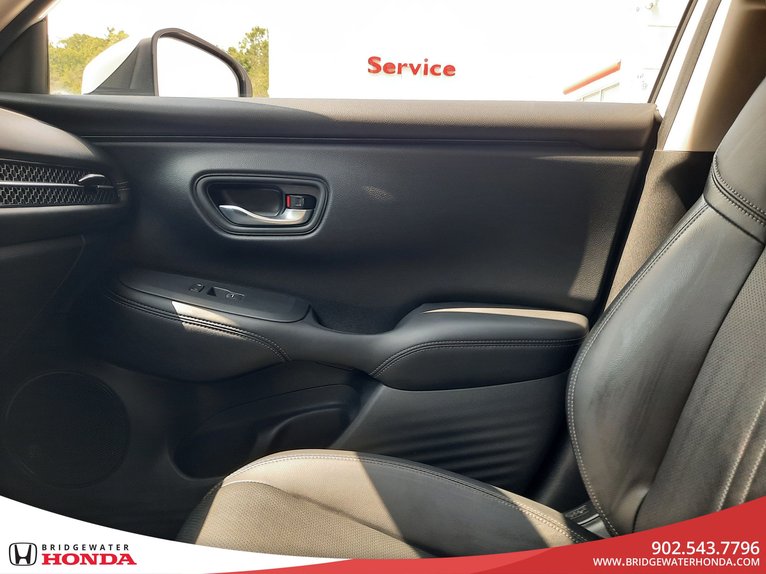 Honda HR-V EX-L Navi 2023-23