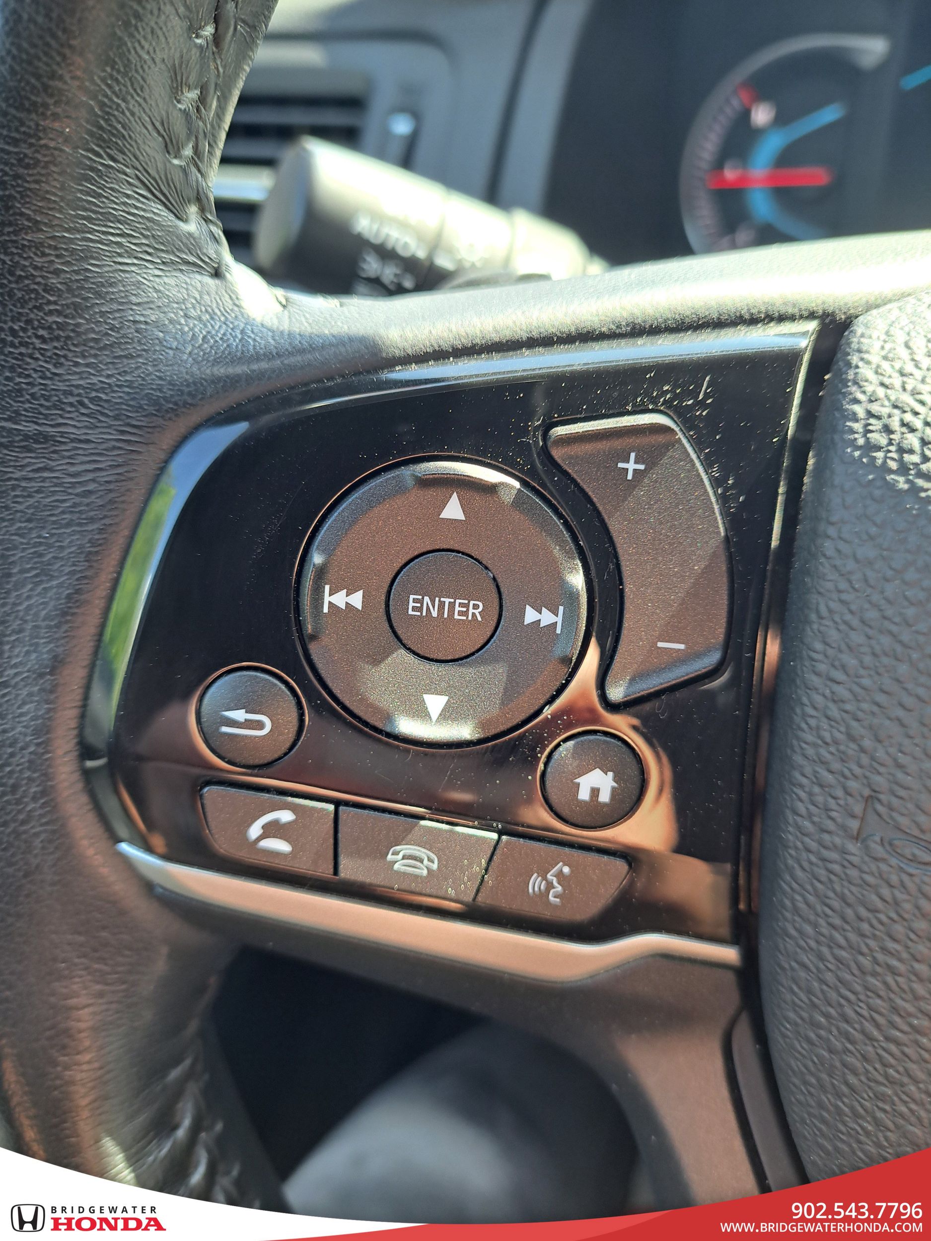 2020 Honda Pilot Touring 7-Passenger-19
