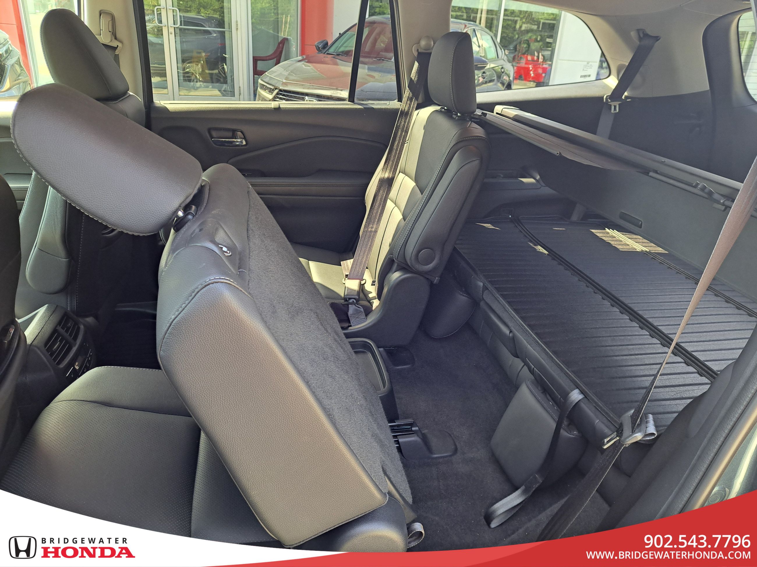 2020 Honda Pilot Touring 7-Passenger-30