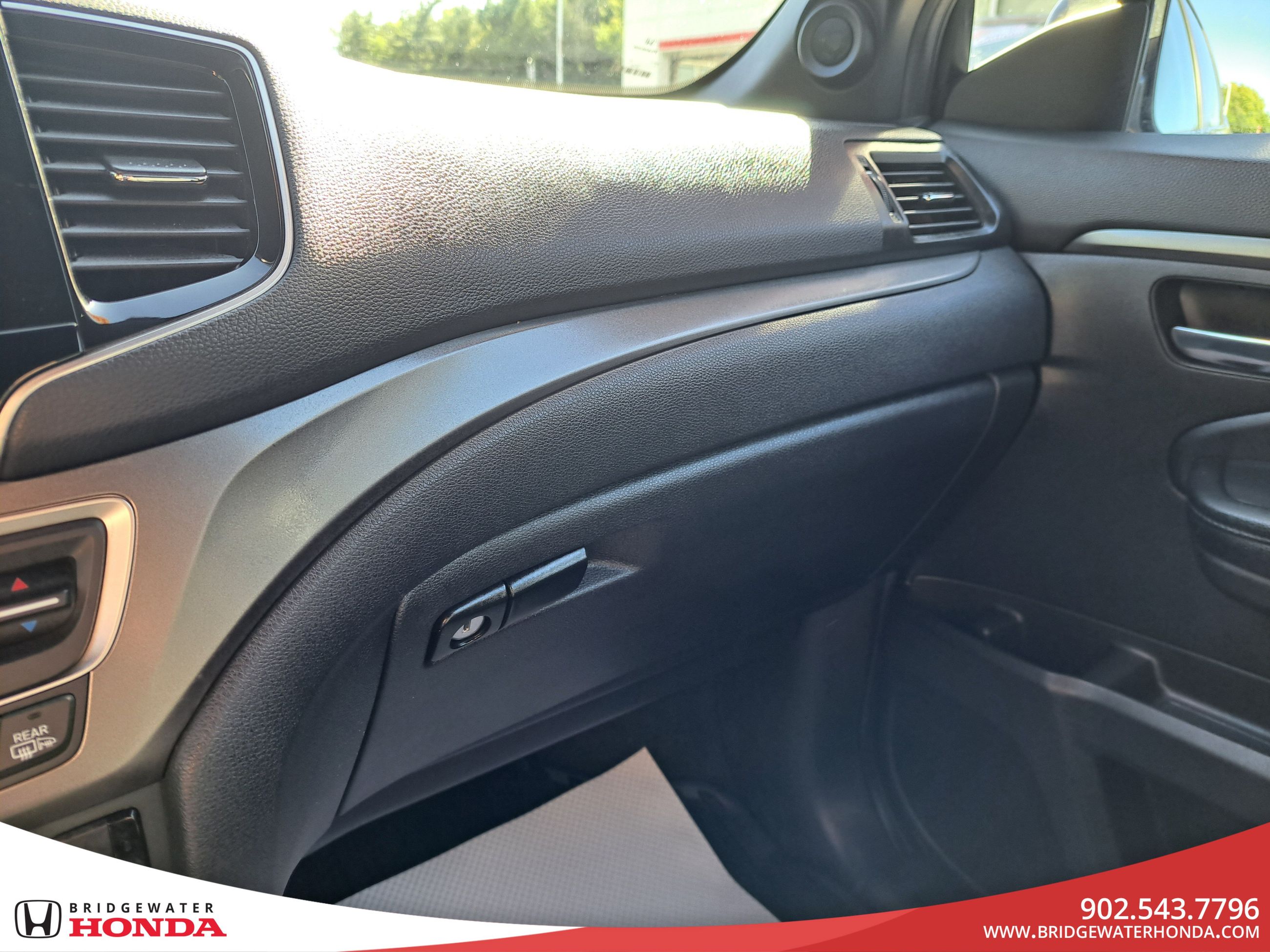 Honda Pilot Sport 2022-26